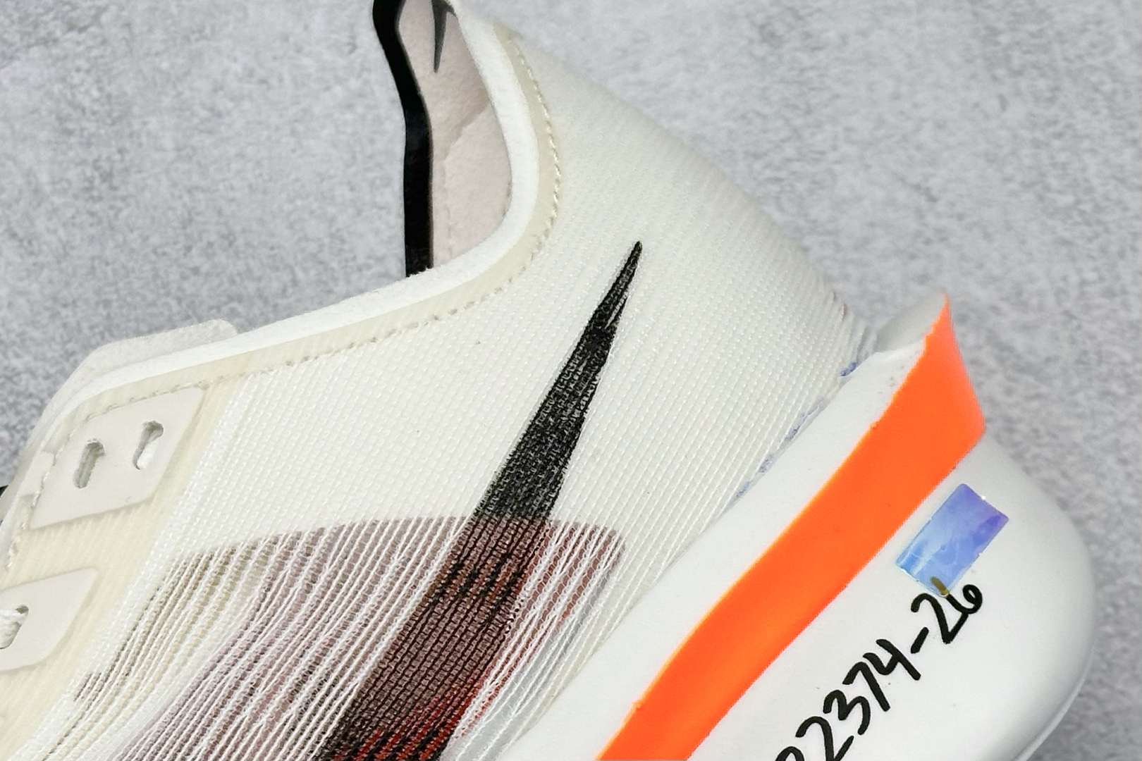 BF版 Nike ZoomX Vaporfly NEXT% 4 马拉松系列公路竞速超轻缓震跑步鞋 HF6413-100