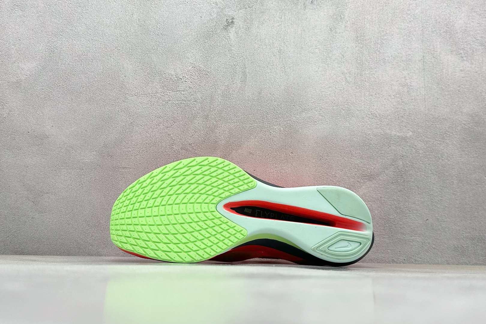 BF版 Nike ZoomX Vaporfly NEXT% 4 马拉松系列公路竞速超轻缓震跑步鞋 HF6414-600