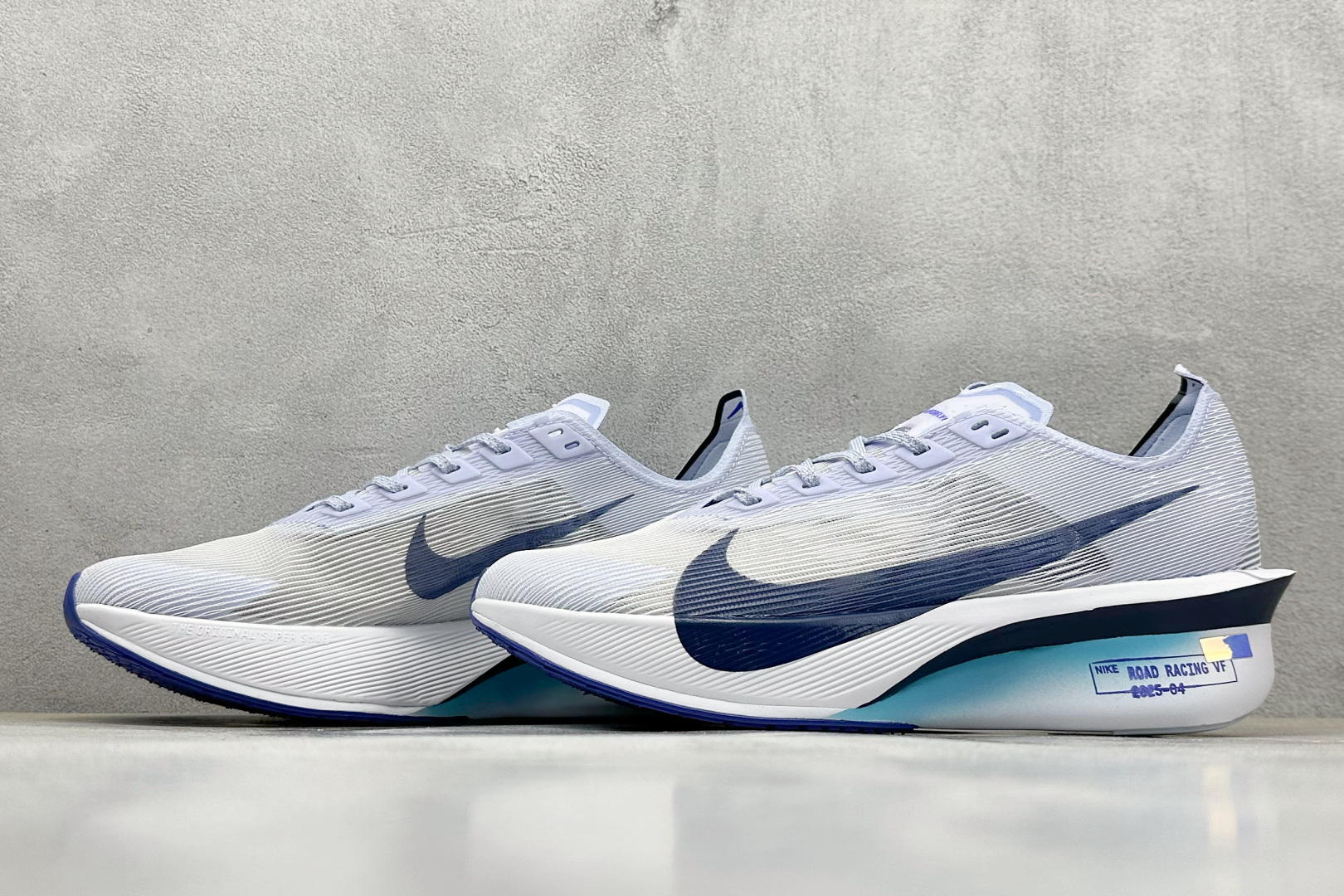 BF版 Nike ZoomX Vaporfly NEXT% 4 马拉松系列公路竞速超轻缓震跑步鞋 HF6414-001