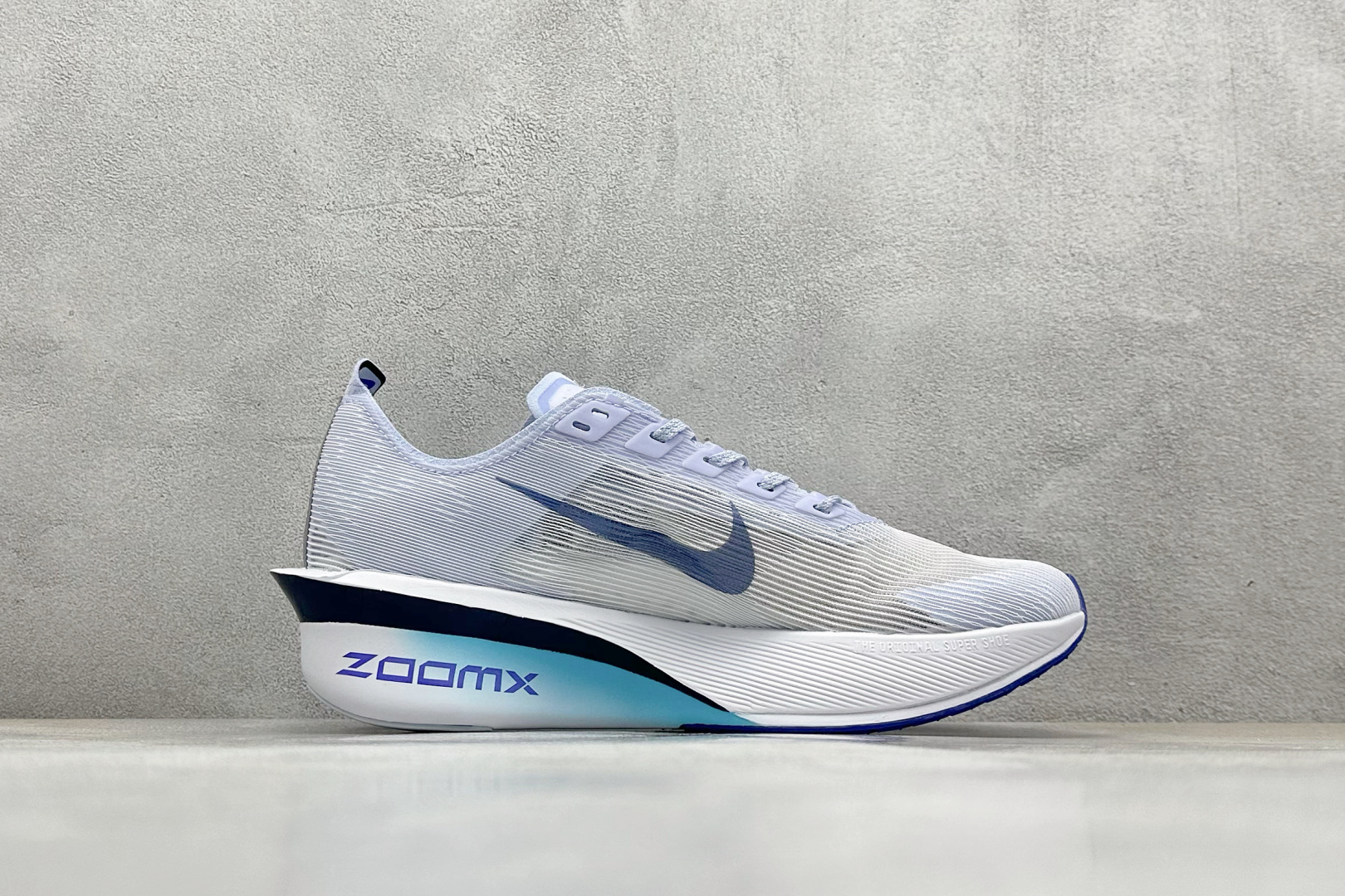 BF版 Nike ZoomX Vaporfly NEXT% 4 马拉松系列公路竞速超轻缓震跑步鞋 HF6414-001