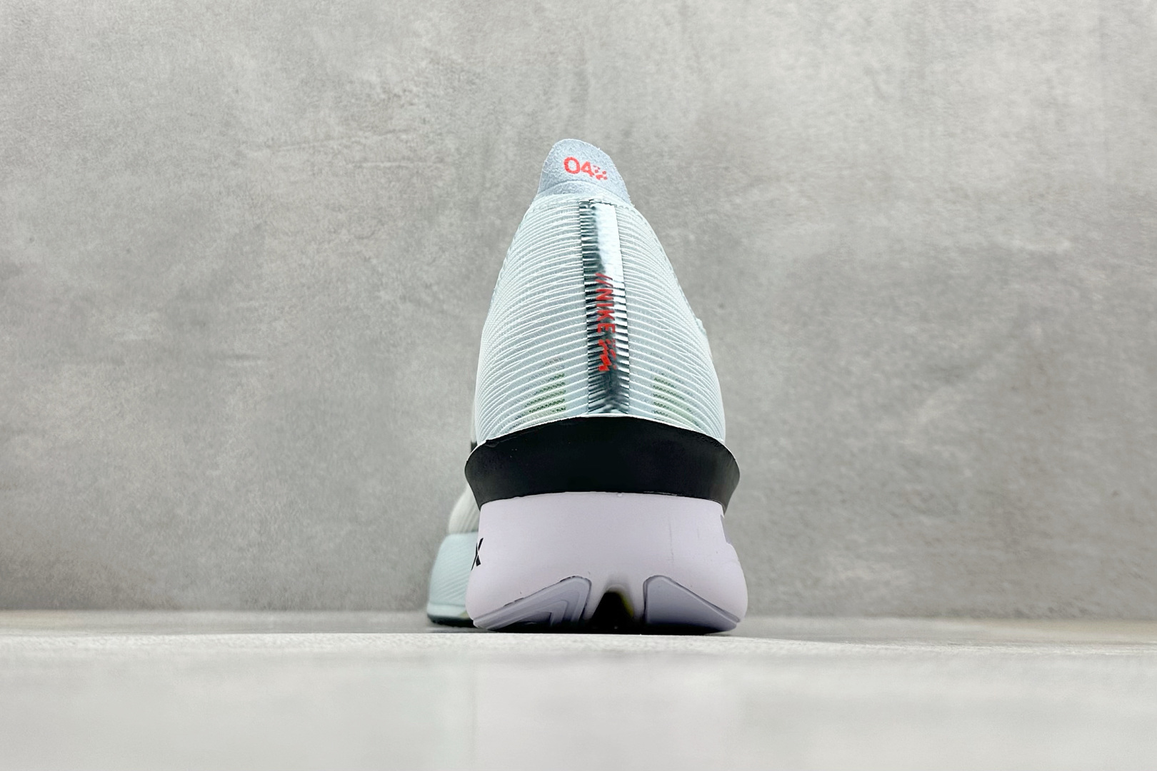 BF版 Nike ZoomX Vaporfly NEXT% 4 马拉松系列公路竞速超轻缓震跑步鞋 HF6412-400