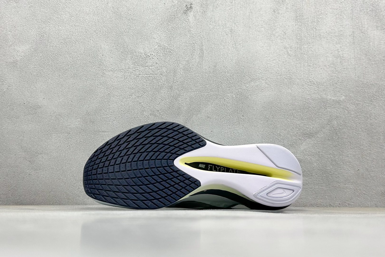 BF版 Nike ZoomX Vaporfly NEXT% 4 马拉松系列公路竞速超轻缓震跑步鞋 HF6412-400