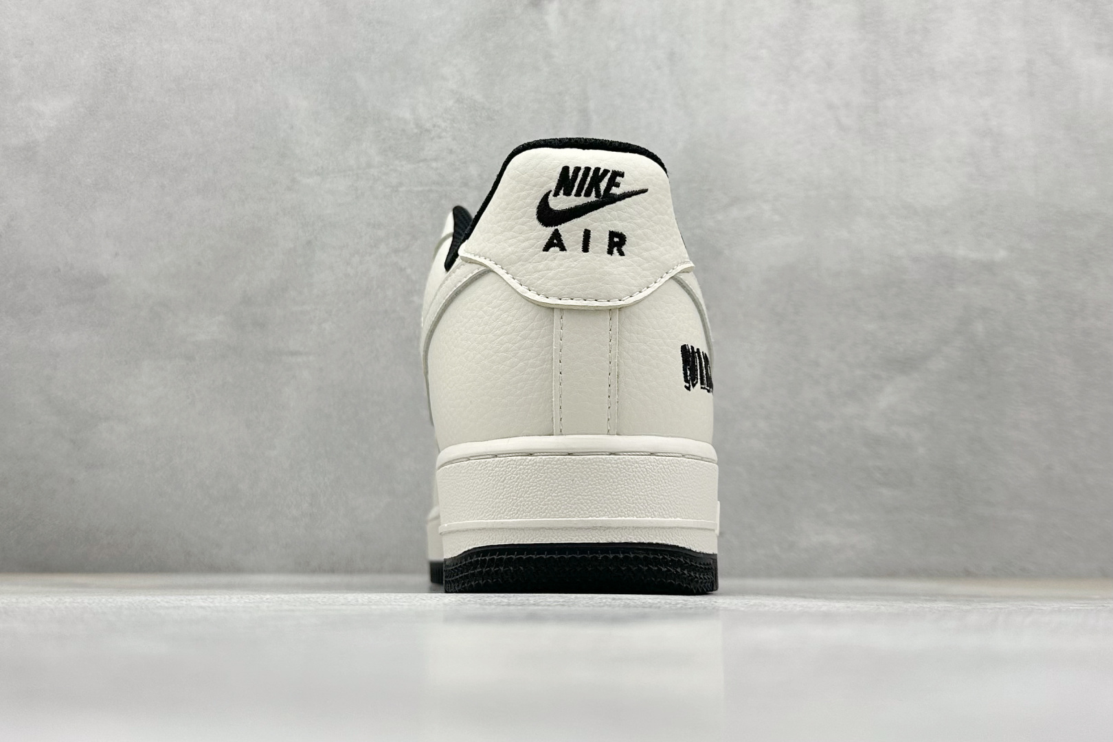 SC版 Nike Air Force 1 Low 07 x Supreme 白黑小勾 BZ68808-108