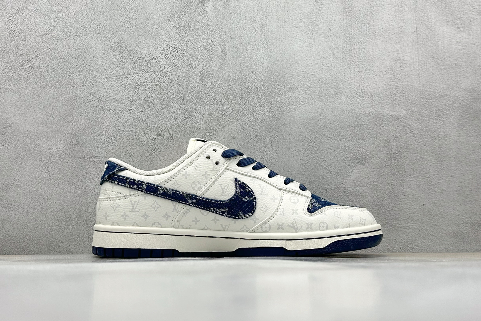 SC版 Nike SB Dunk Low LV联名 蓝色牛仔 周年高端定制 低帮休闲板鞋 SC9772-802