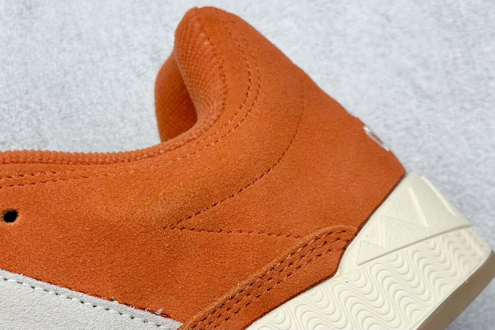 TG版 Adidas Adimatic Low 马蒂奇系列低帮 复古鲨鱼面包鞋运动休闲滑板板鞋 IE9862