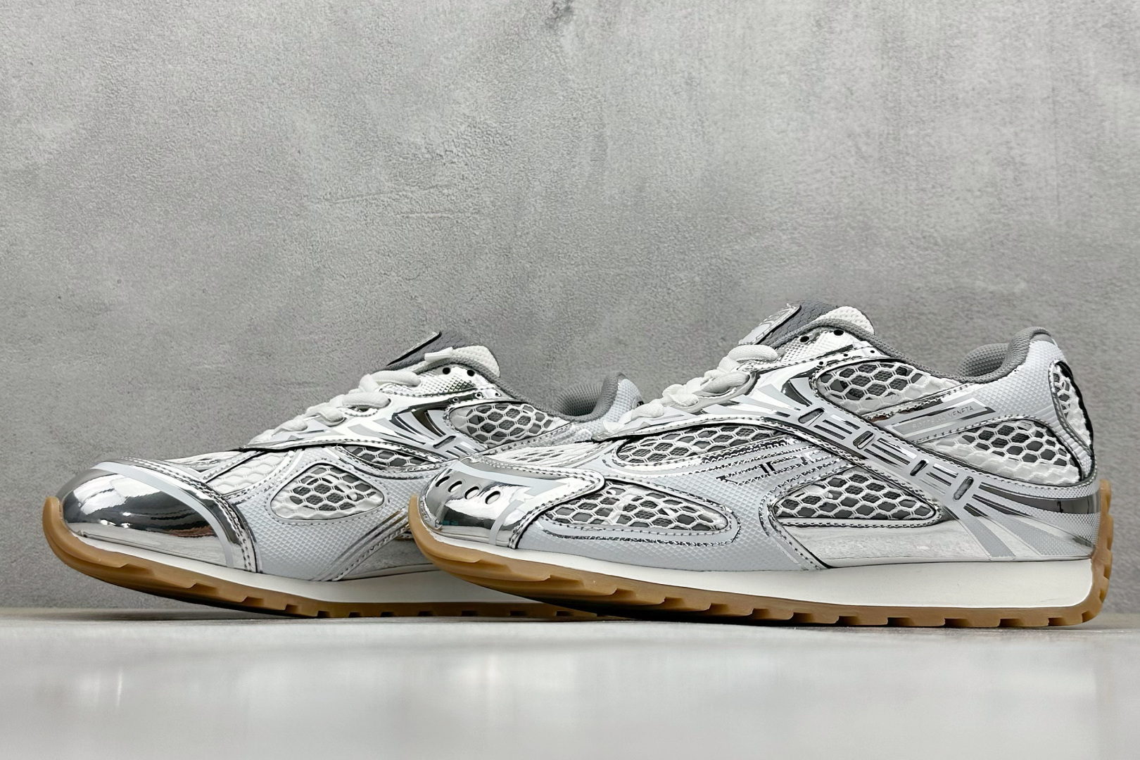 BF版 BOTTEGA VENETA Orbit Runner BV葆蝶家时尚休闲王一博同款老爹鞋运动鞋