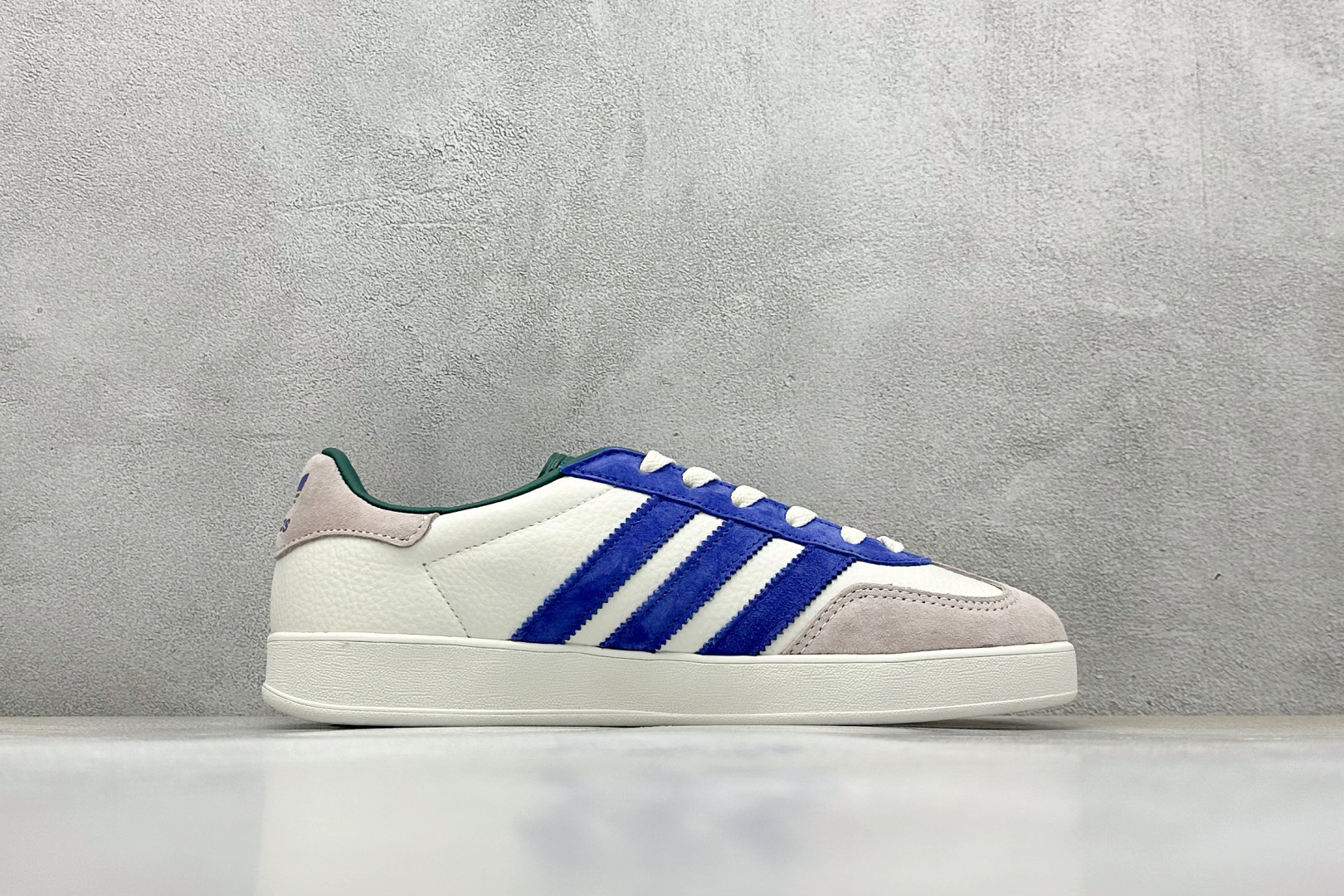 AD Originals Gazelle INdoor x Stussy 三叶草休闲防滑耐磨低帮板鞋 DD6601