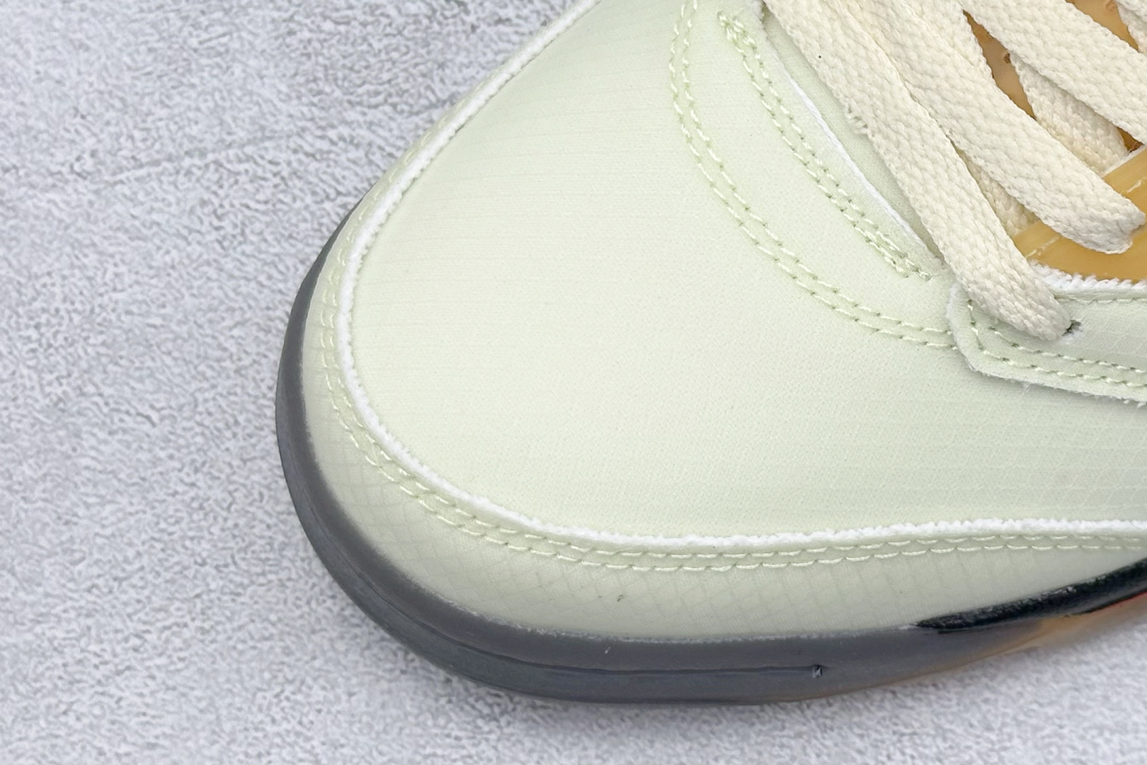 KW版 Off-White x Air Jordan Retro AJ5 OW联名奶黄蝉翼 DH8565-100