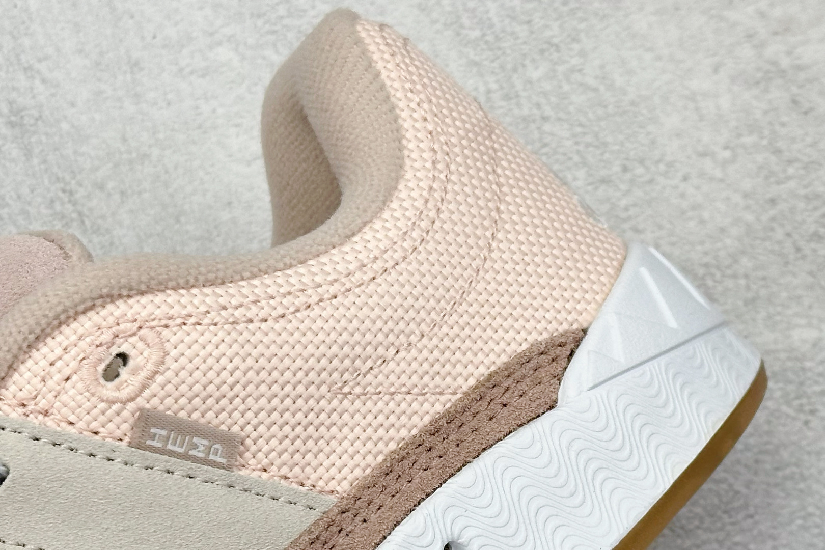 TG版 Adidas Adimatic Low 马蒂奇系列低帮 复古鲨鱼面包鞋运动休闲滑板板鞋 HQ6909