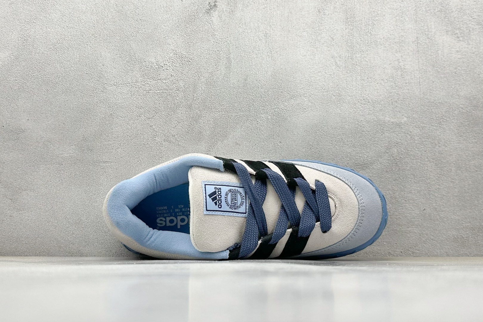 TG版 Adidas Adimatic Low 马蒂奇系列低帮 复古鲨鱼面包鞋运动休闲滑板板鞋 IG6006