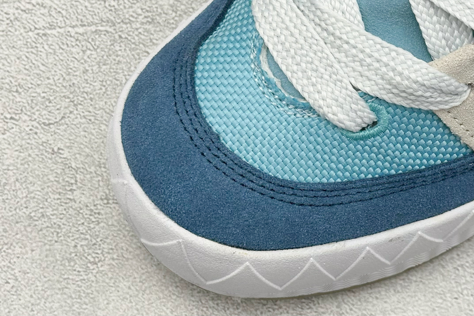 TG版 Adidas Adimatic Low 马蒂奇系列低帮 复古鲨鱼面包鞋运动休闲滑板板鞋 HQ6908