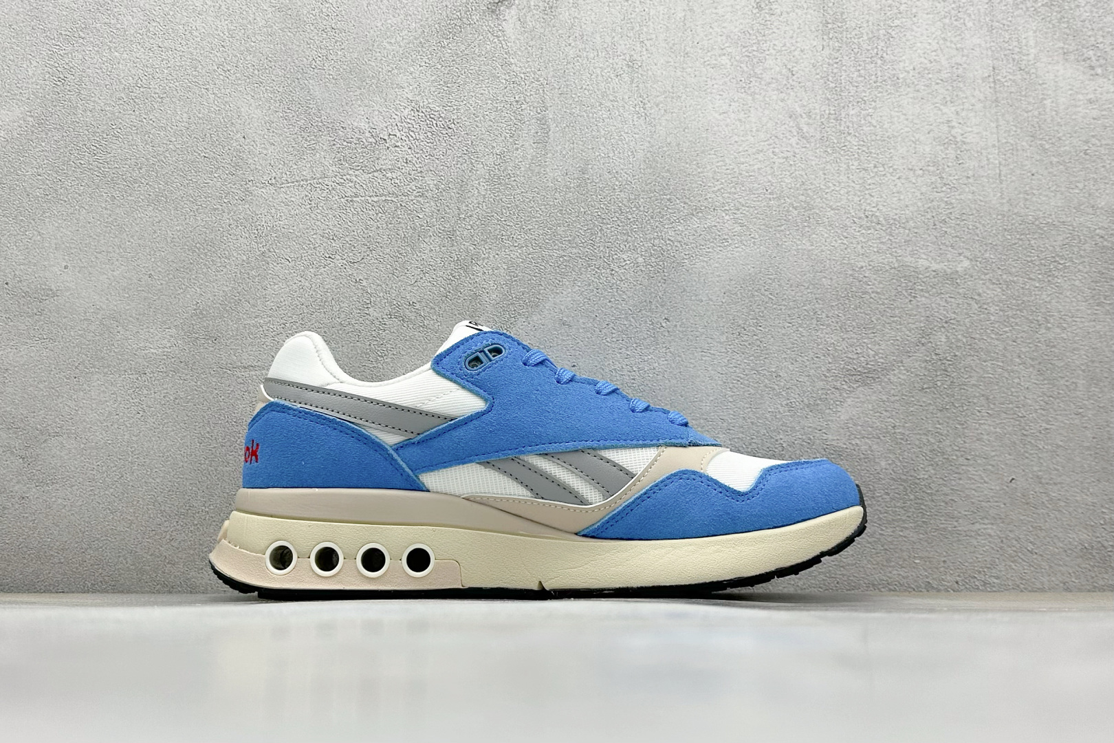 180 Reebok Classic Harman Ripple 防滑透气 低帮休闲跑步鞋 135334198