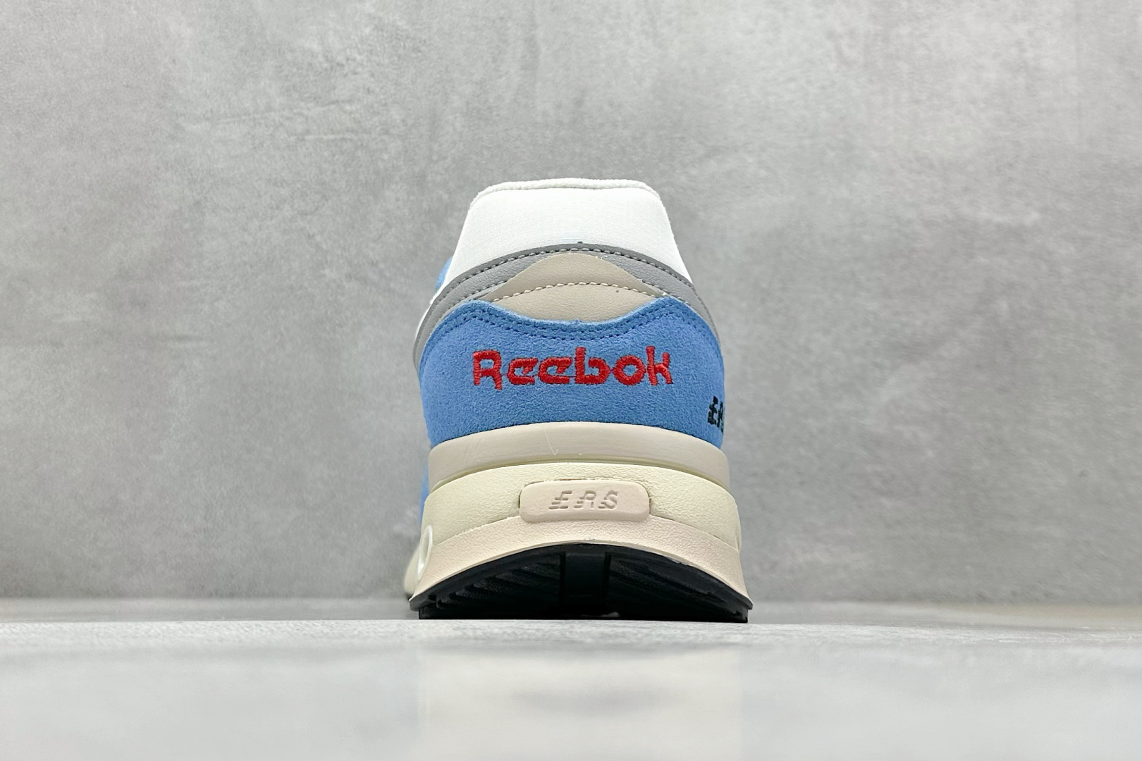 180 Reebok Classic Harman Ripple 防滑透气 低帮休闲跑步鞋 135334198