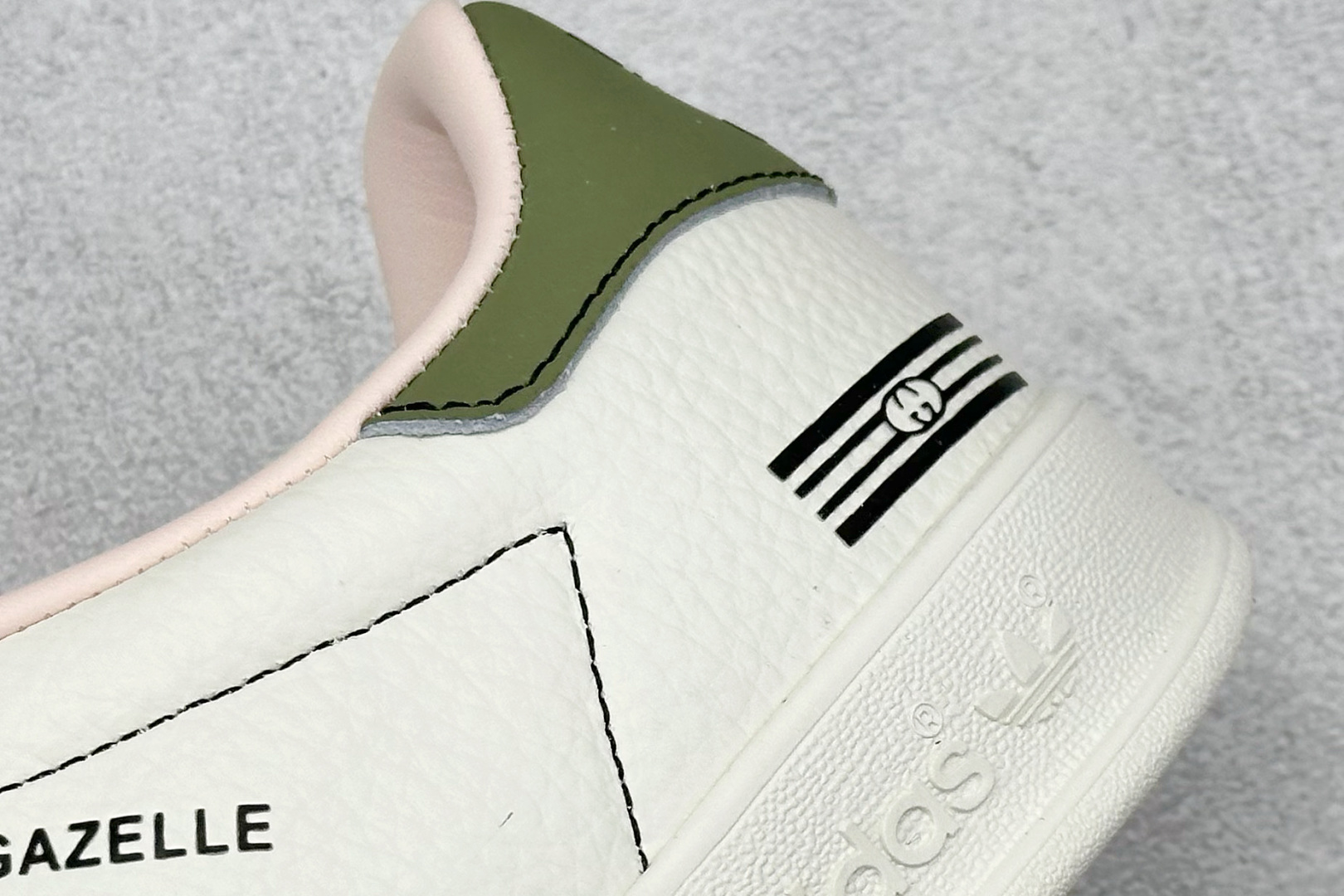 adidas Originals Gazelle INdoor x GUCCI 三叶草休闲防滑耐磨低帮板鞋 DD6603