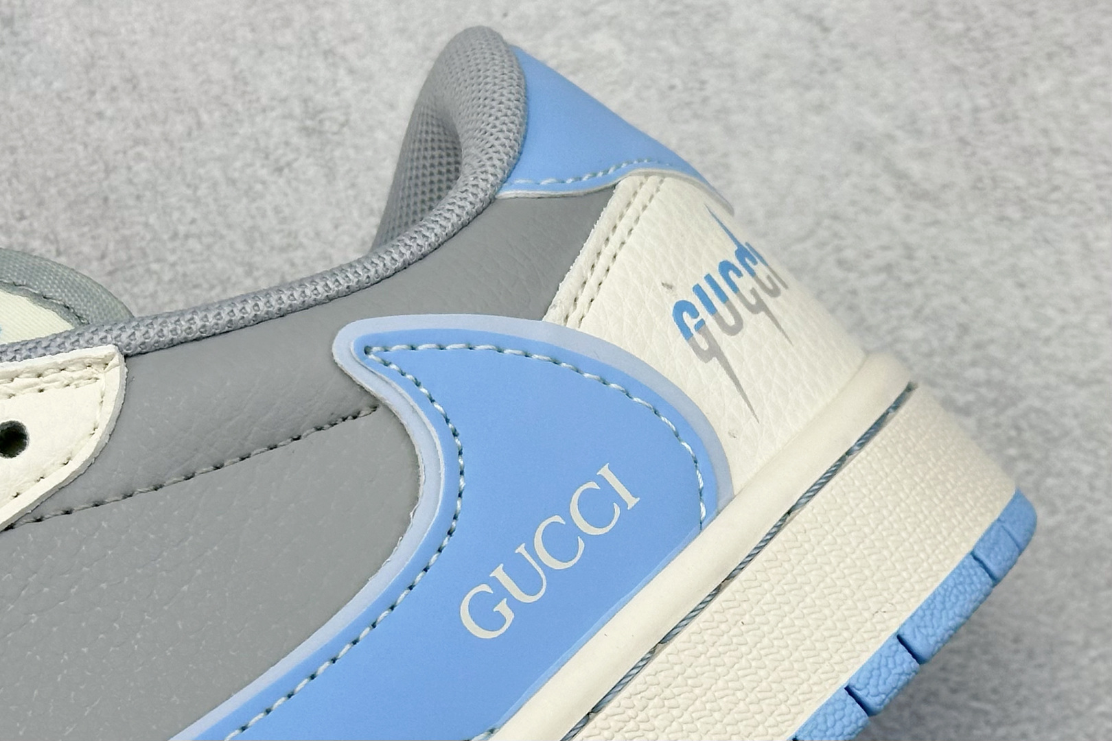Travis Scott x Nike Air Jordan 1 Low x GUCCI Air Jordan 1 Low 反转白蓝灰小钩满天星倒钩 HS8068-008