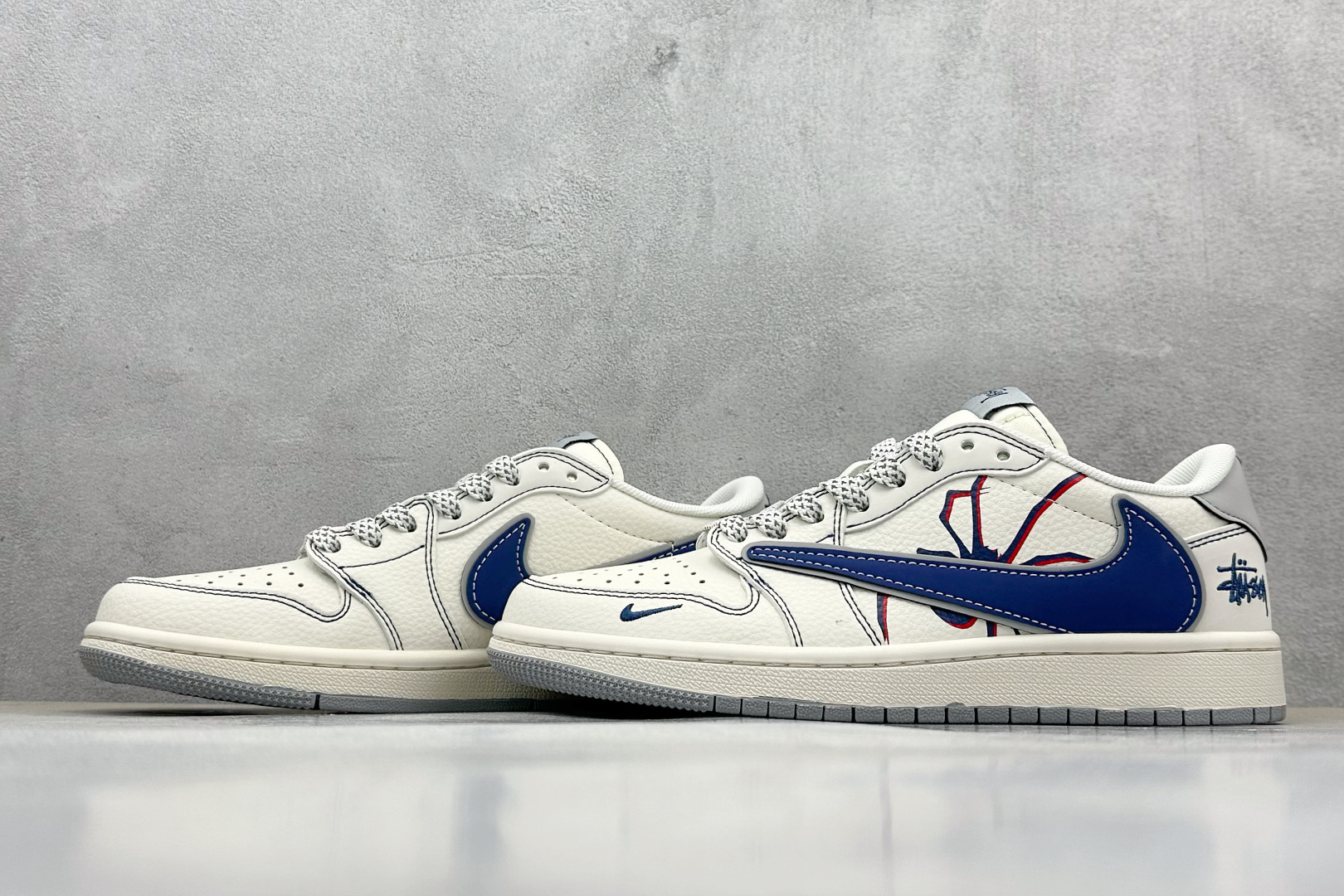 Travis Scott x Nike Air Jordan 1 Low x Stussy Air Jordan 1 Low 反转白蓝灰小勾满天星倒钩 HS8068-005