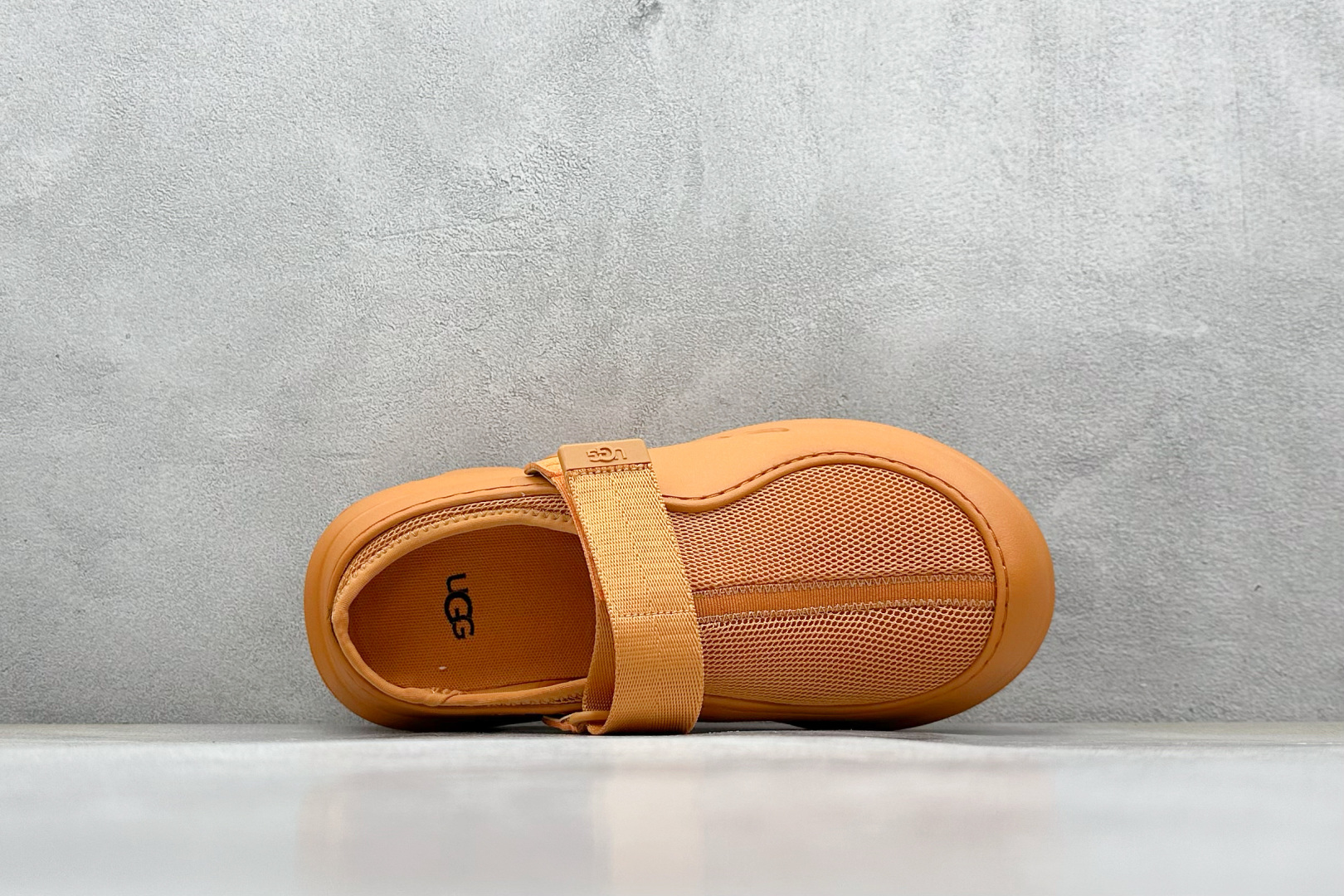 UGG Tasman Lug 绒面革圆头轻盈低帮生活休闲鞋凉鞋