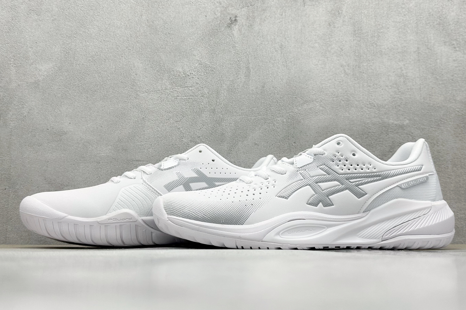 200 ASICS亚瑟士GEL-CHALLENGER 缓震防滑网球鞋 1041A510-005