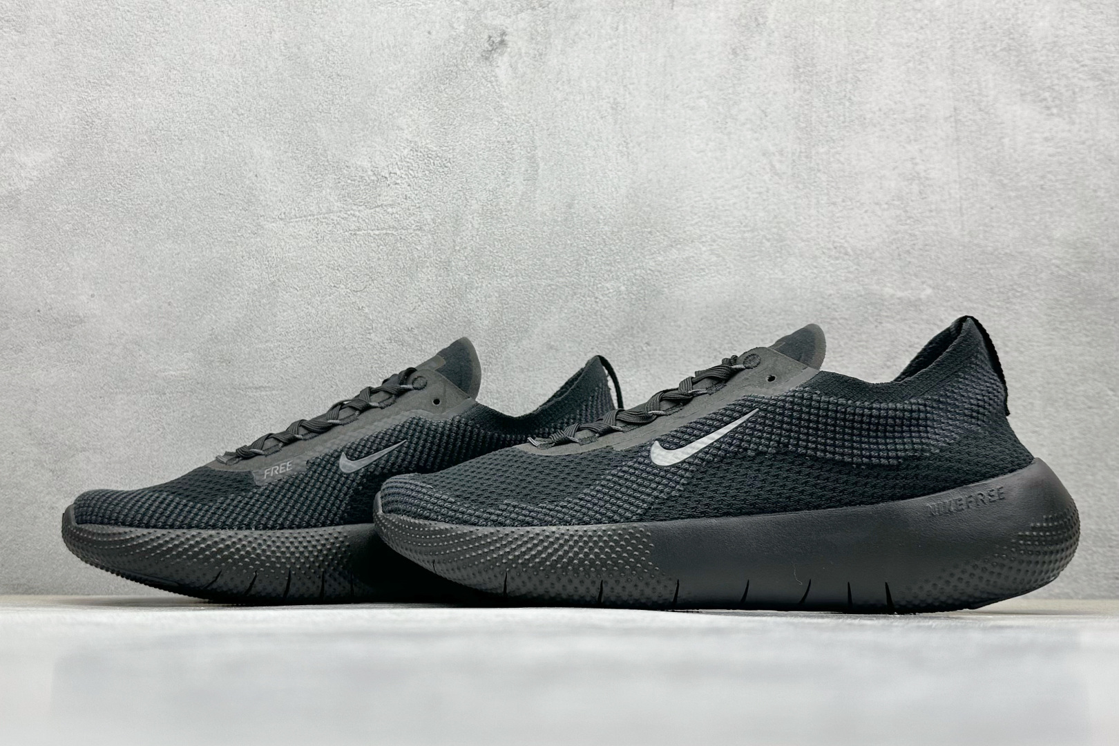 Nike Free 2025 耐克新款飞织面 透气缓震运动跑鞋 HF1078-001