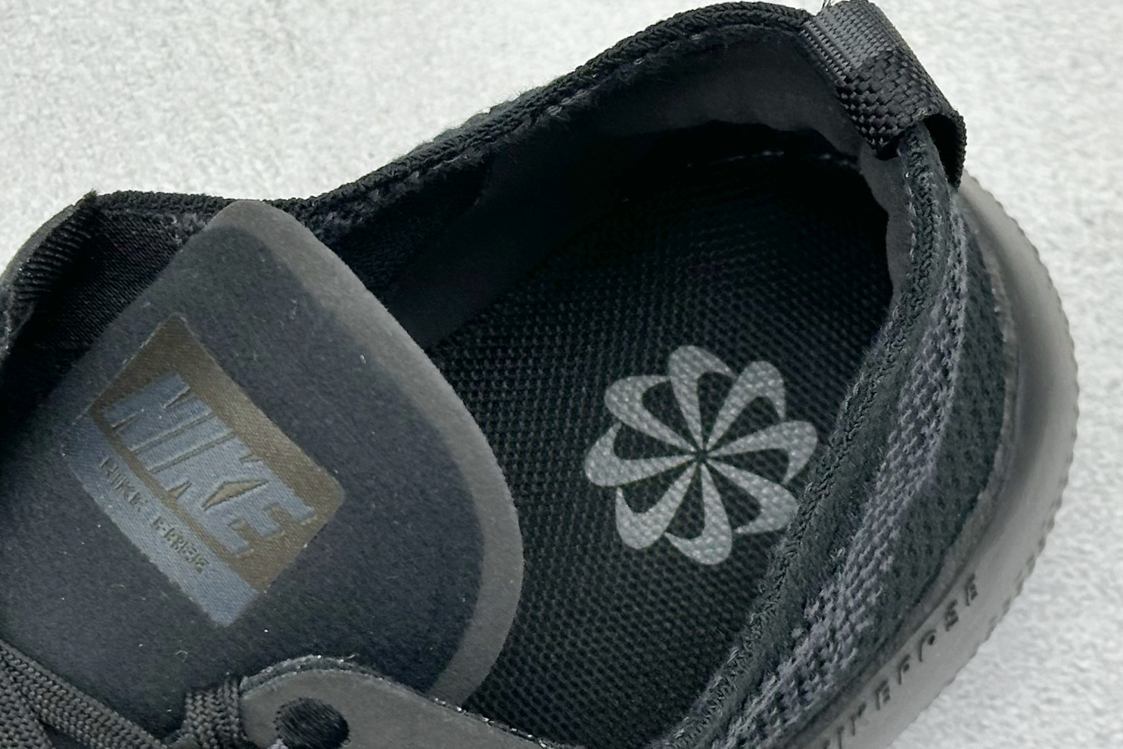 Nike Free 2025 耐克新款飞织面 透气缓震运动跑鞋 HF1078-001
