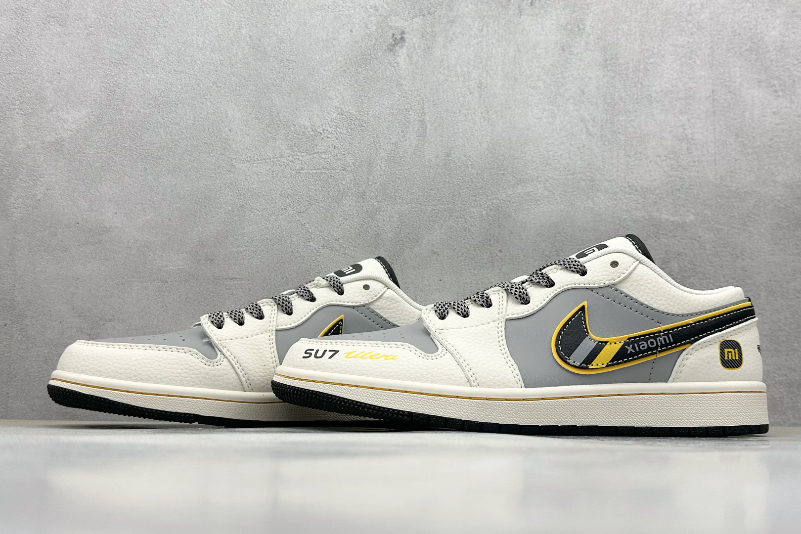  终端放店
XC版 Air Jordan 1 Low AJ1 乔1 小米 SU7Ulltru 高端定制 