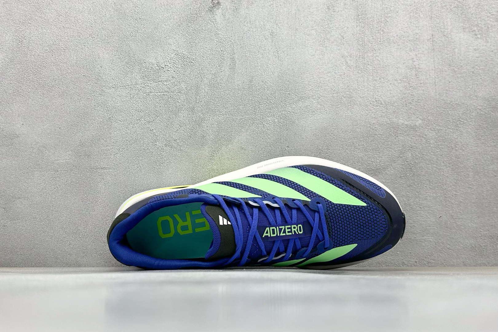  
Adidas Adizero Boston 13 阿迪透气低帮跑步鞋

货号：JS4944
尺码：
