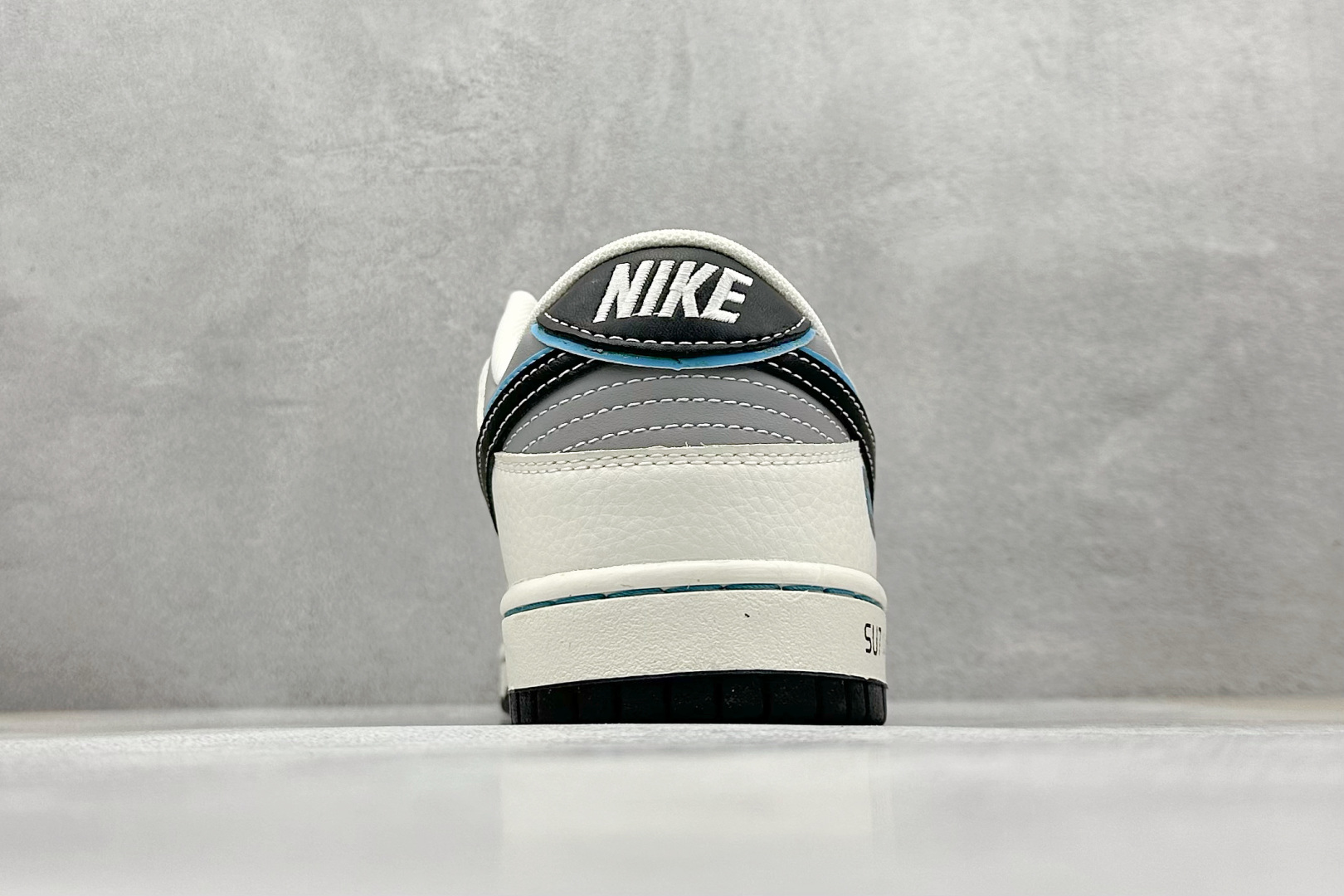  
Nike Dunk Low Retro 小米联名 Su7-Ultra
低帮休闲板鞋 
#原楦头原纸板
