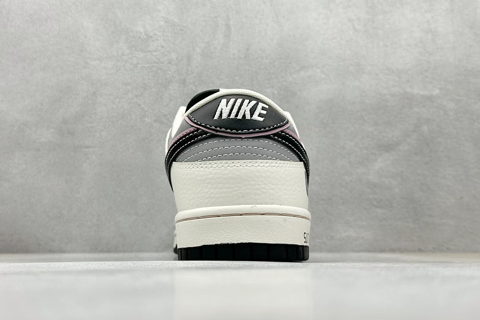  
Nike Dunk Low Retro 小米联名 Su7-Ultra
低帮休闲板鞋 
#原楦头原纸板