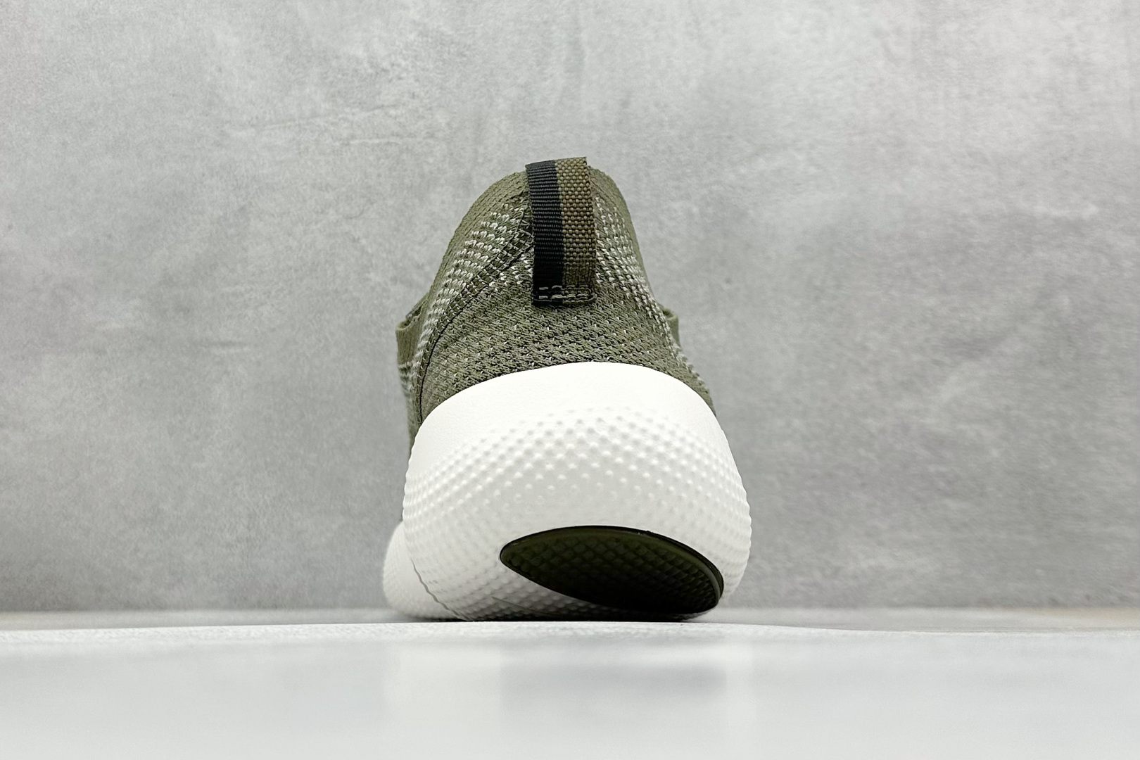  
Nike Free 2025 耐克新款飞织面
透气缓震运动跑鞋 官方同步出货 
飞织鞋面提供出色的弹