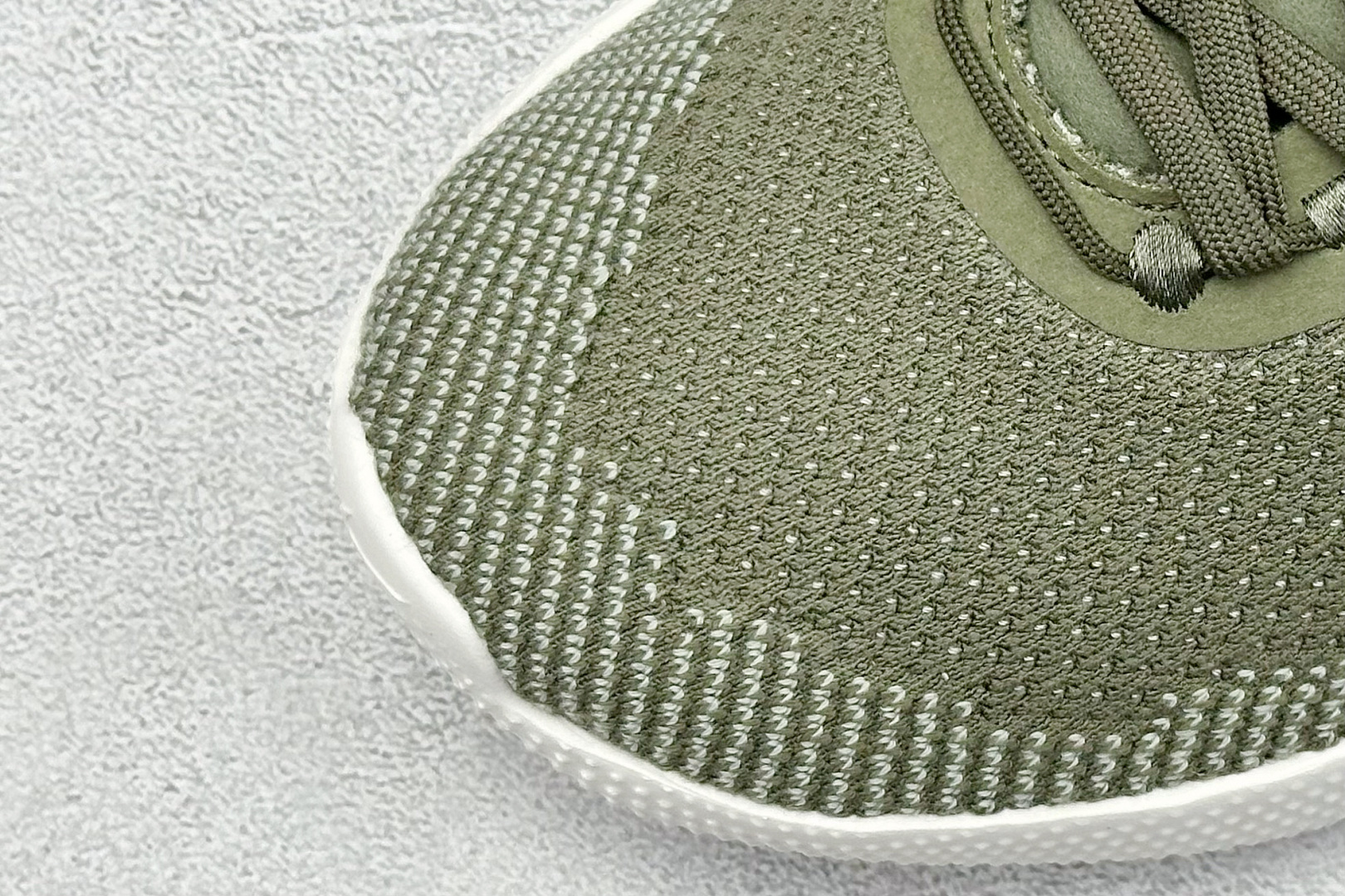  
Nike Free 2025 耐克新款飞织面
透气缓震运动跑鞋 官方同步出货 
飞织鞋面提供出色的弹