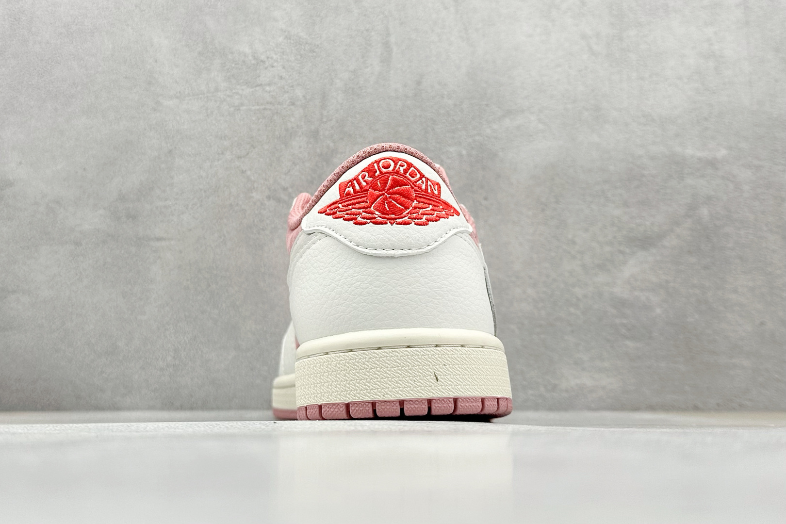 终端放店
F性价比 Travis Scott x Air Jordan AJ1 Low OG SP T