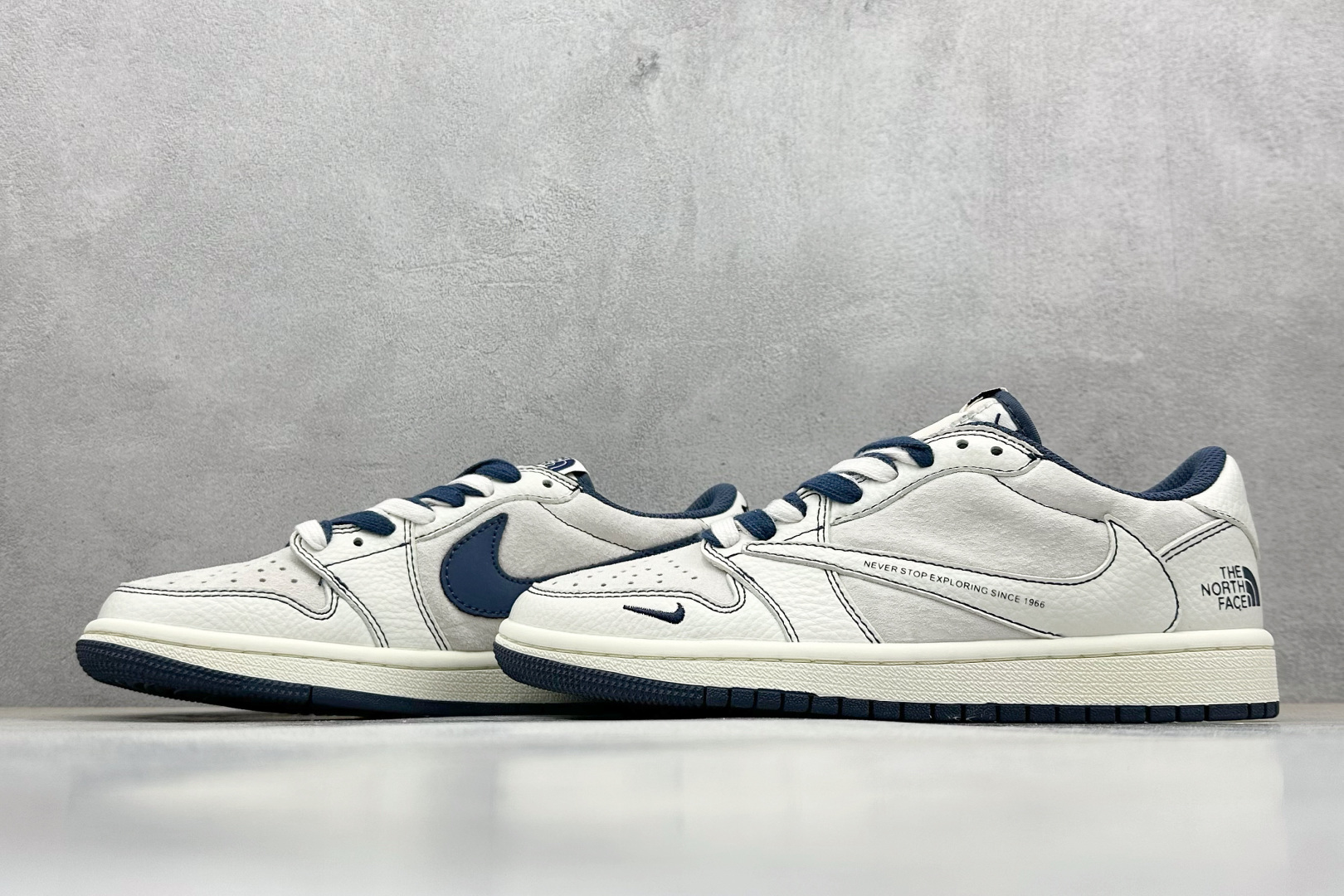 终端放店
SC版 Travis Scott x Fragment Design x Air Jorda
