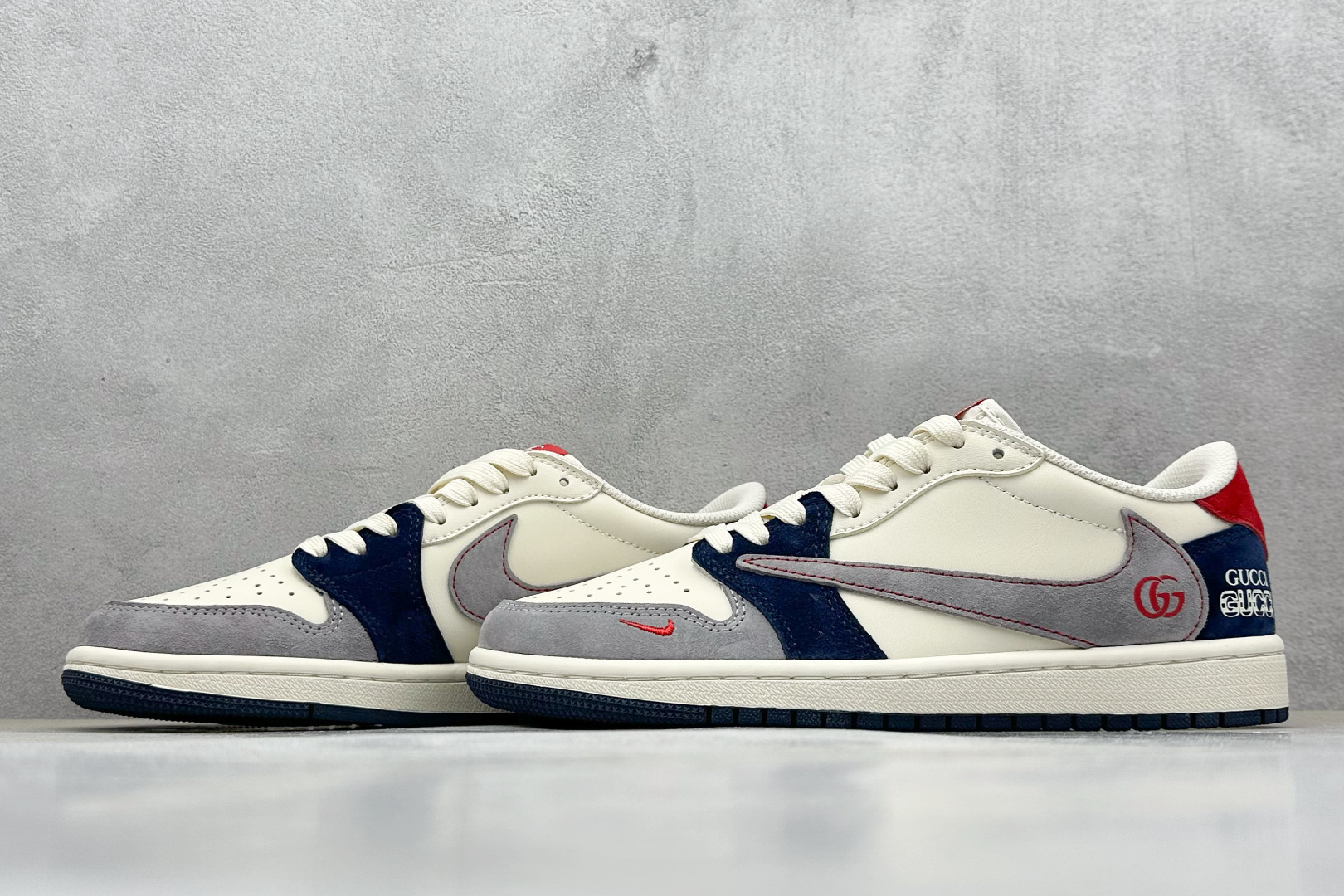 Travi Scott x Nike Air Jordan 1 Low x GUCCI Air Jordan 1 Low 反转米蓝红倒钩 DM7866-039