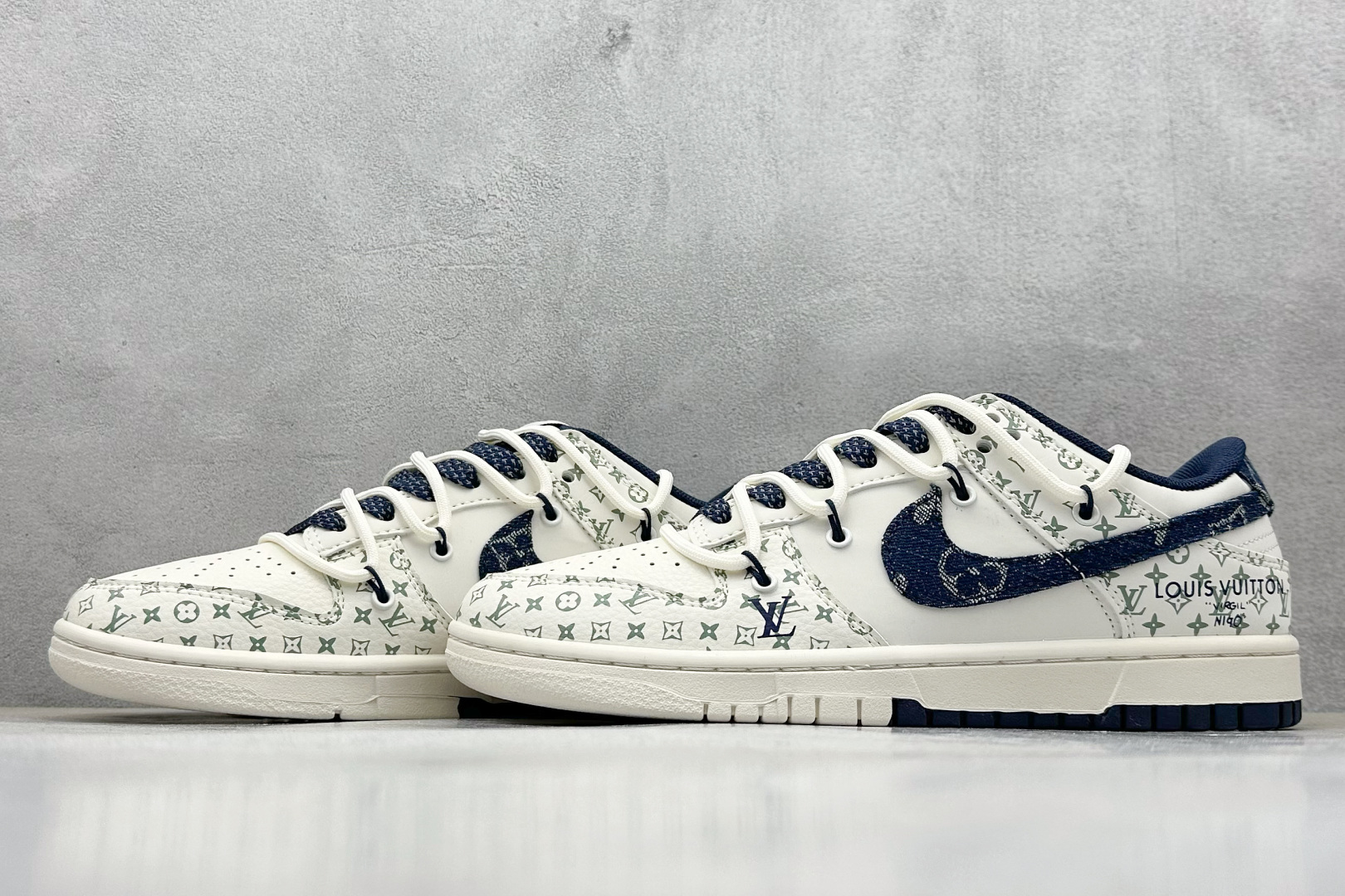  终端放店
XC版 Nike SB Dunk Low LV联名 绑带牛仔蓝勾 周年高端定制 低帮休闲板鞋
