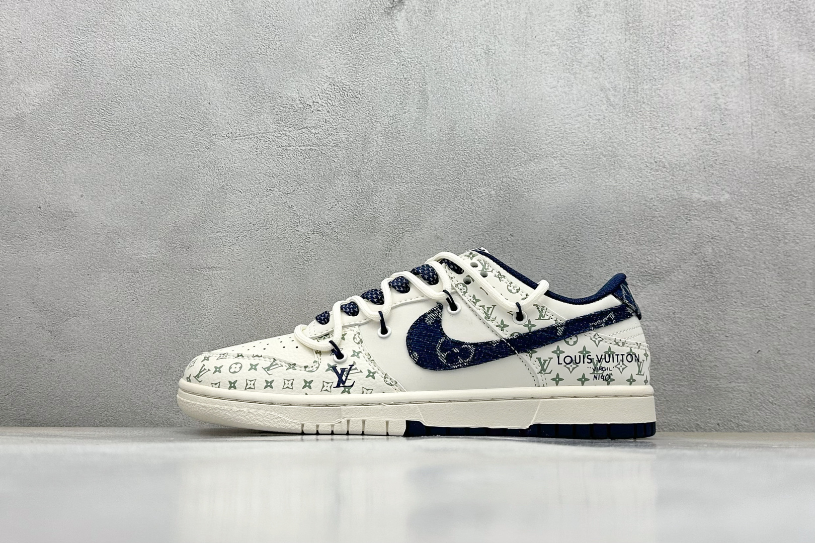  终端放店
XC版 Nike SB Dunk Low LV联名 绑带牛仔蓝勾 周年高端定制 低帮休闲板鞋