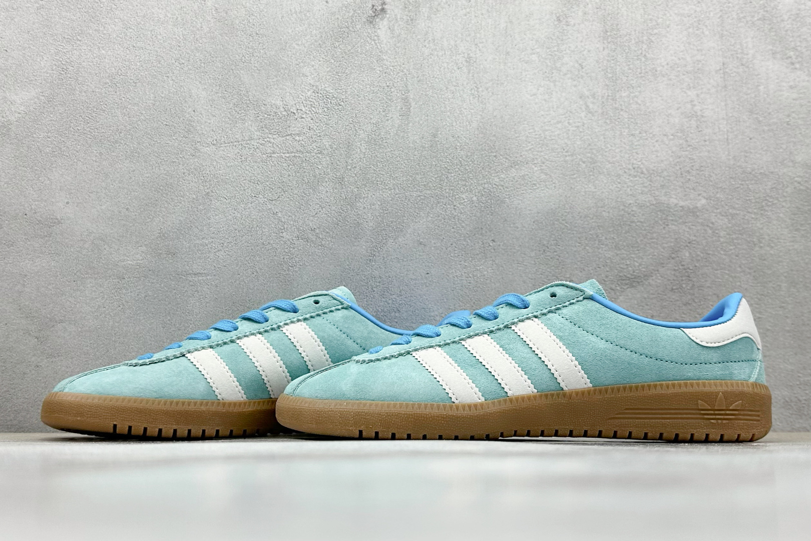 GX版 Adidas Originals Bermuda 绒面麂皮防滑耐磨轻便低帮板鞋 GY7387