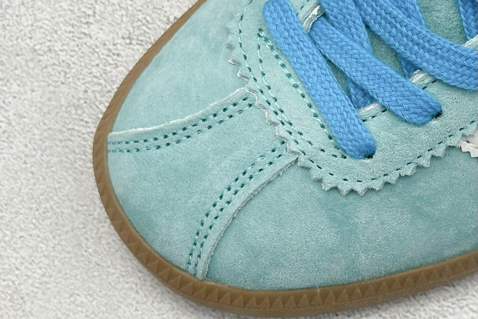 GX版 Adidas Originals Bermuda 绒面麂皮防滑耐磨轻便低帮板鞋 GY7387