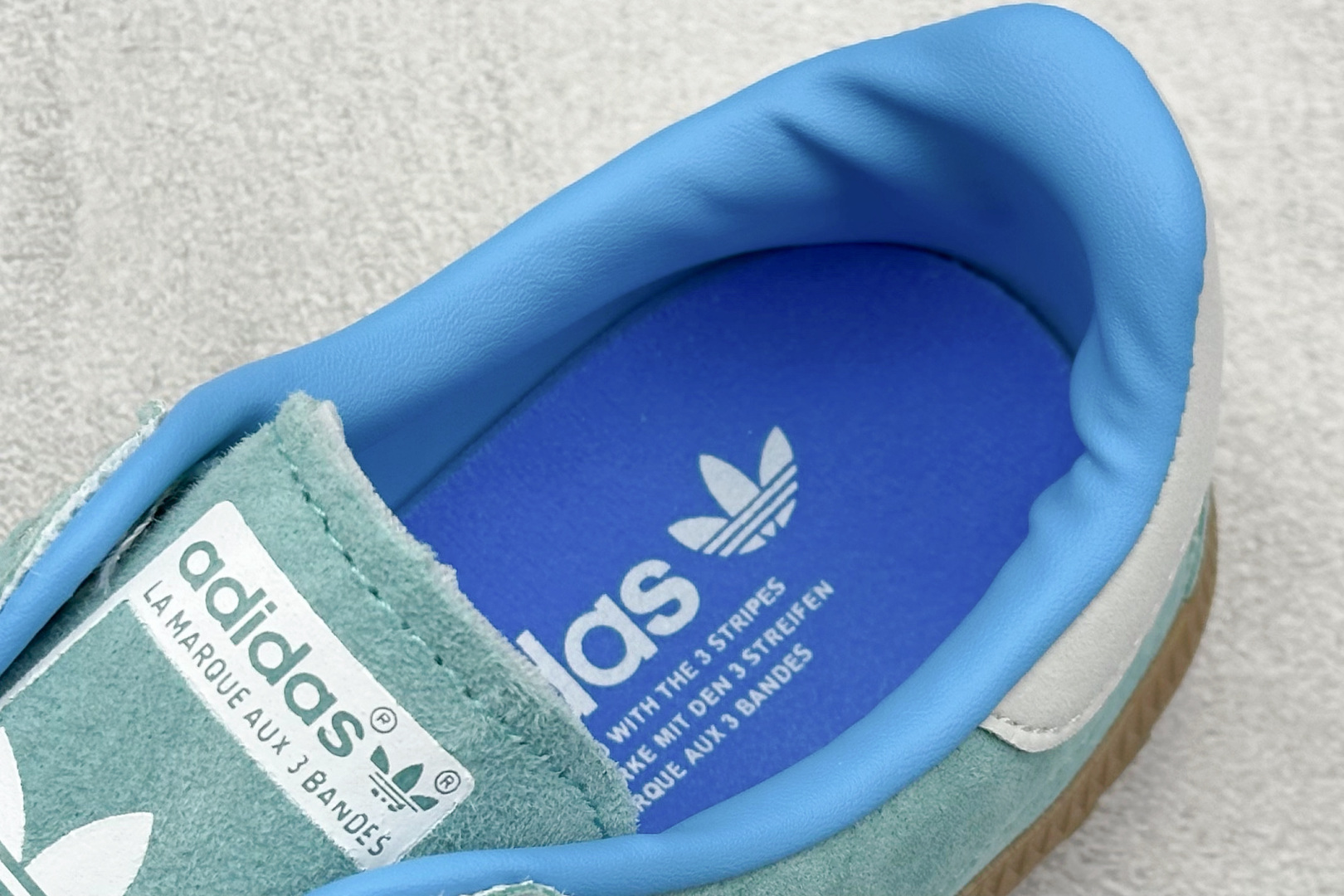GX版 Adidas Originals Bermuda 绒面麂皮防滑耐磨轻便低帮板鞋 GY7387