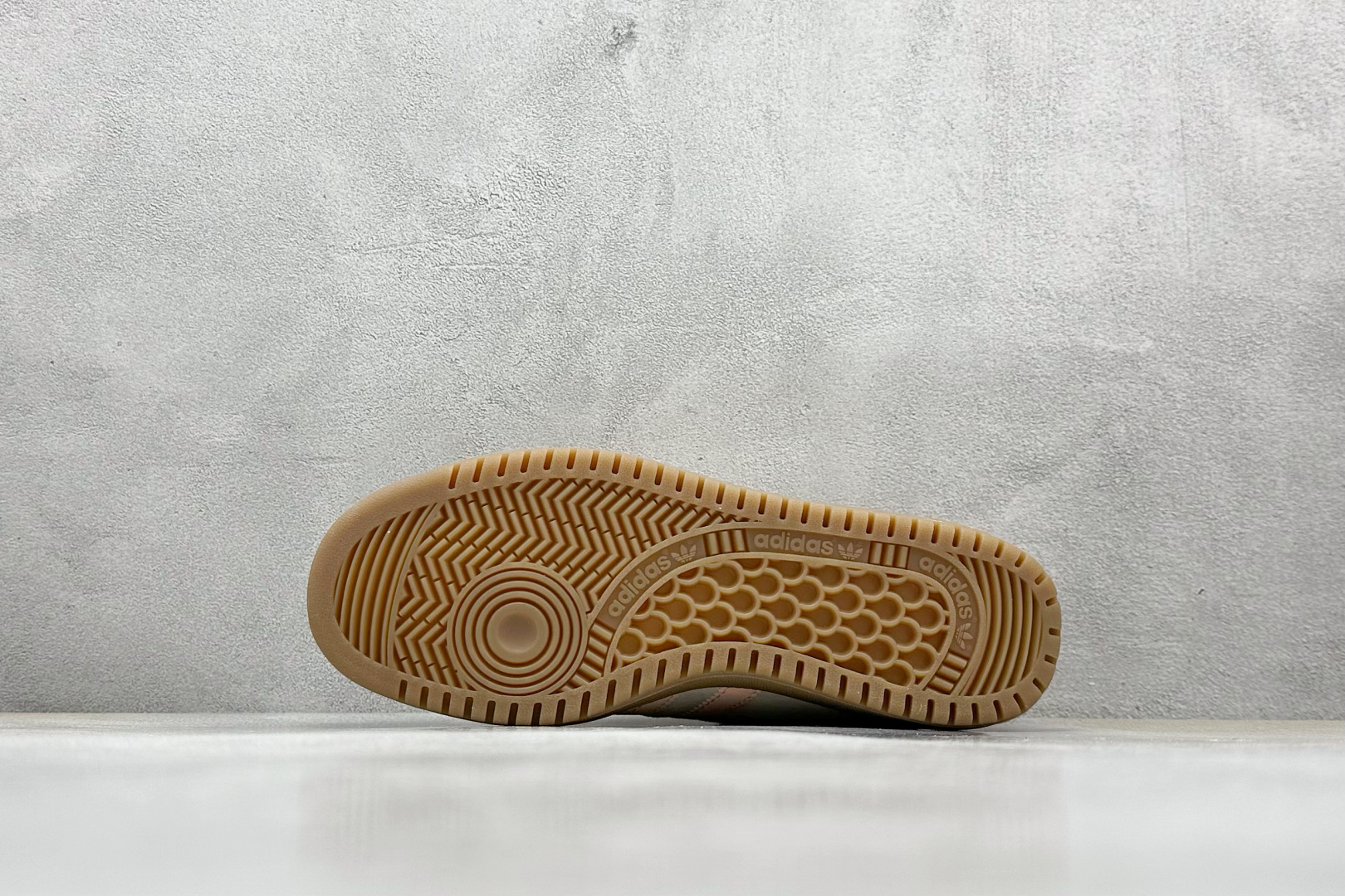 GX版 Adidas Originals Bermuda 绒面麂皮防滑耐磨轻便低帮板鞋 GY7388