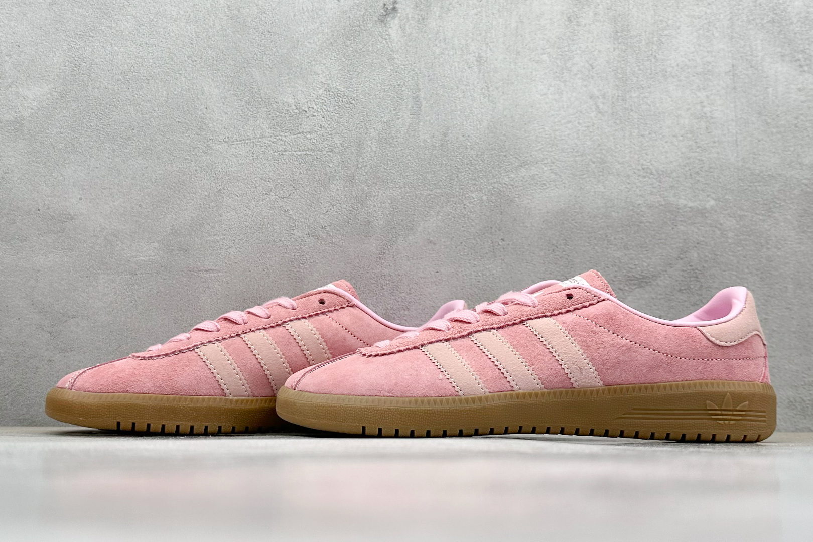 GX版 Adidas Originals Bermuda 绒面麂皮防滑耐磨轻便低帮板鞋 GY7386