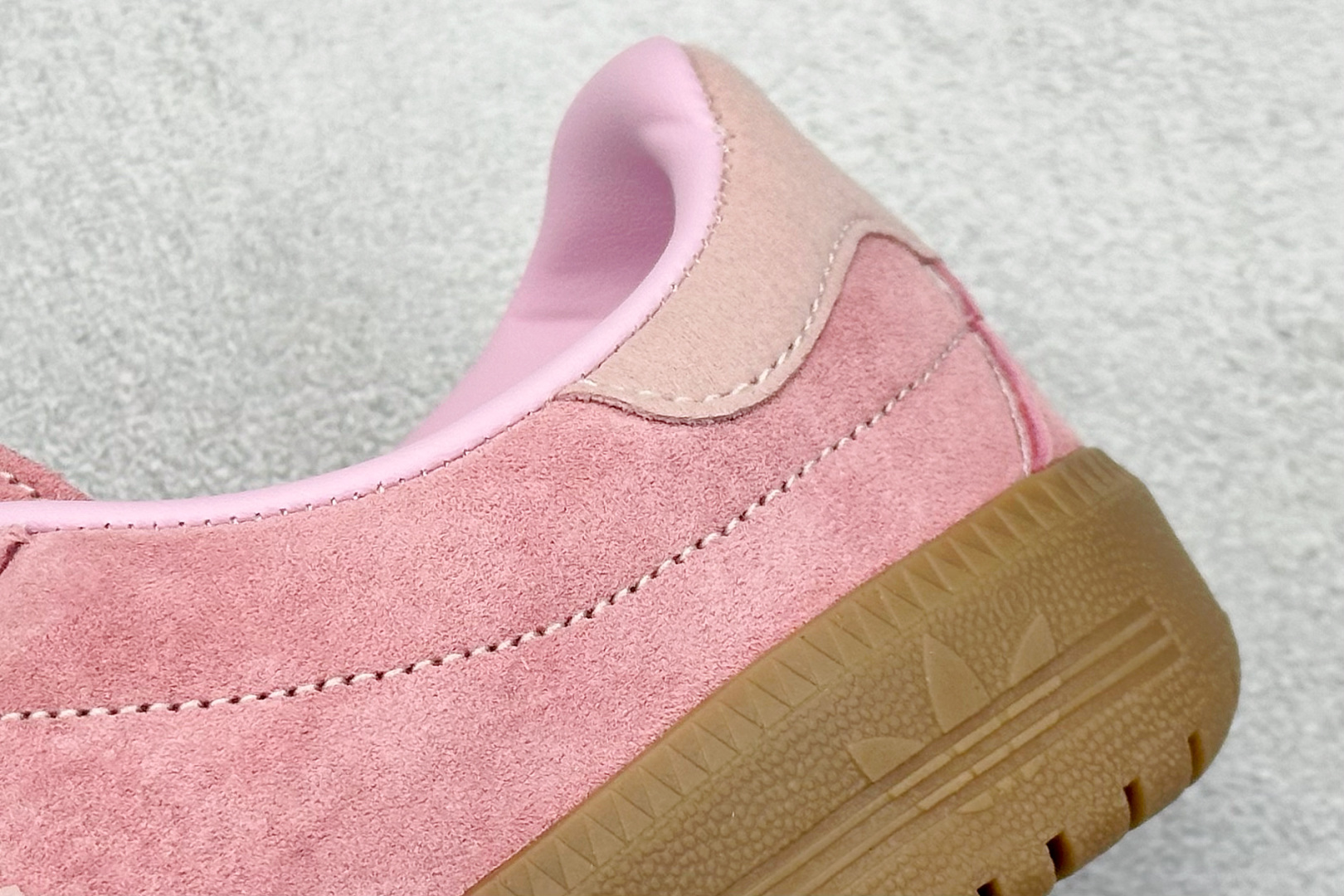 GX版 Adidas Originals Bermuda 绒面麂皮防滑耐磨轻便低帮板鞋 GY7386