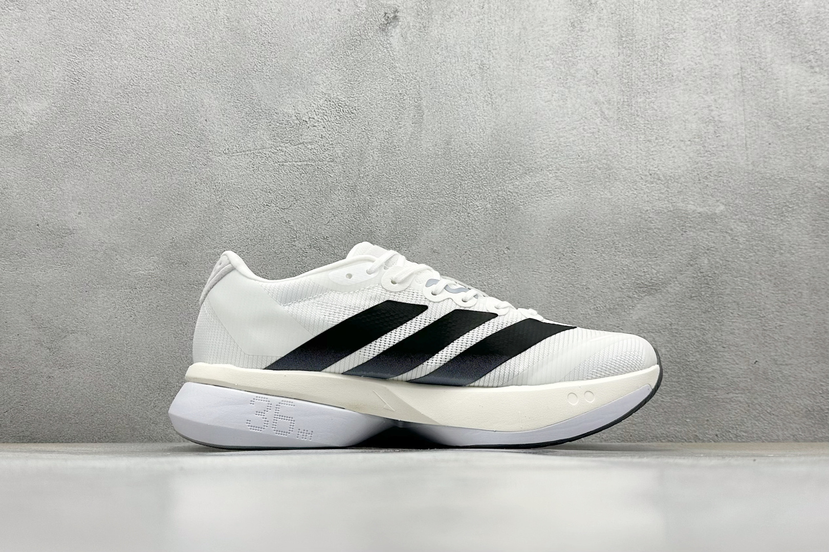 Adidas Adizero Boston 13 轻盈跑鞋 超轻发泡底 缓震透气跑步鞋 JS4939