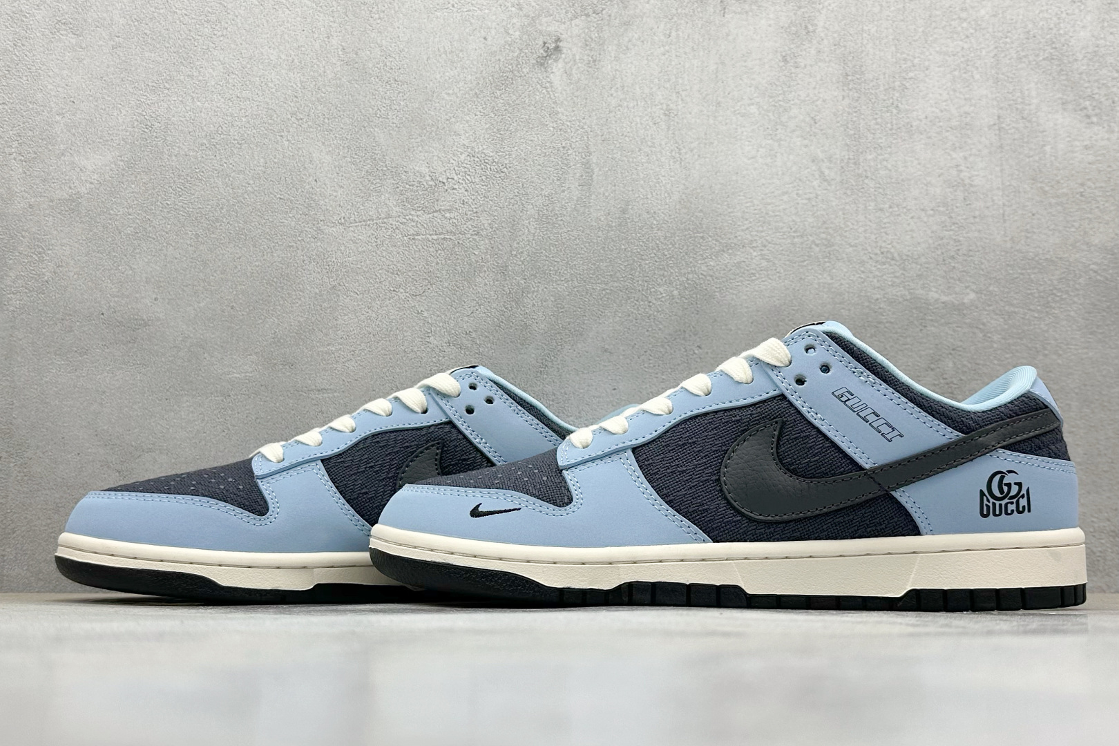  
Nike SB Dunk Low x GUCCI 蓝黑小勾
纯原大厂出品 极力推荐
原装头层材料 独