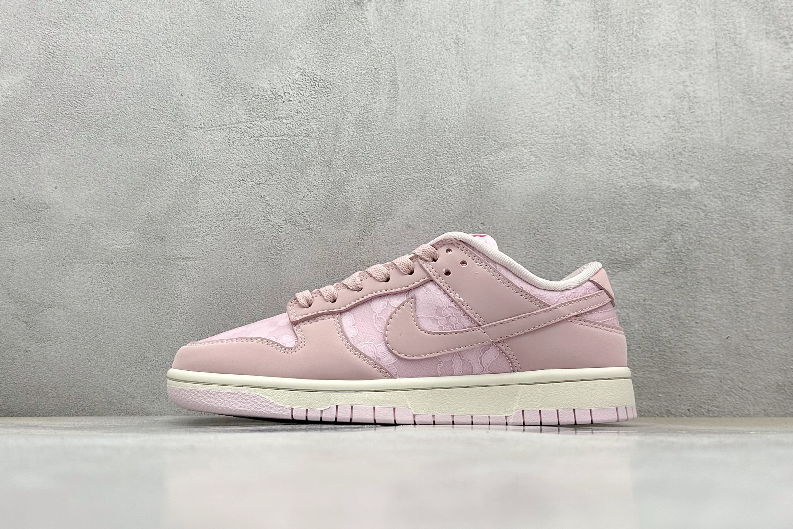  
史诗级性价比 Nike SB Dunk Low Regal Pink 蕴藏少女 低帮休闲板鞋
#鞋
