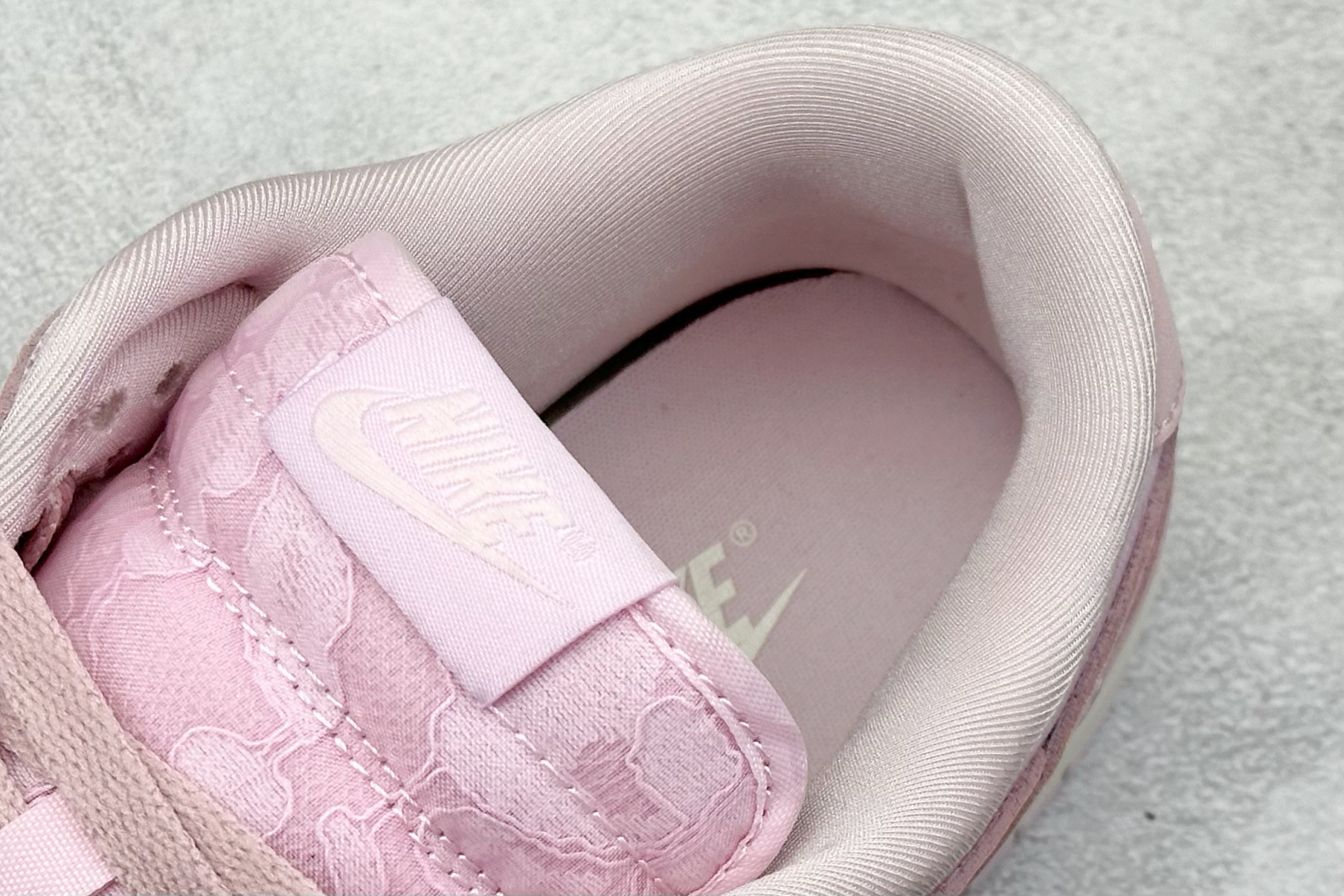  
史诗级性价比 Nike SB Dunk Low Regal Pink 蕴藏少女 低帮休闲板鞋
#鞋