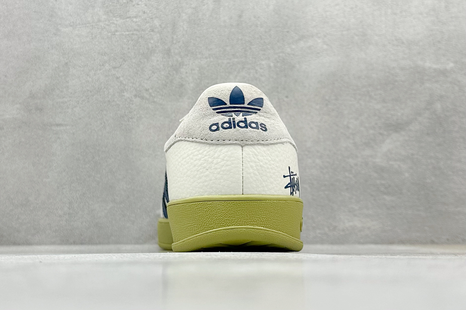 AD Originals Gazelle INdoor x Stussy 三叶草休闲防滑耐磨低帮板鞋 DD6602
