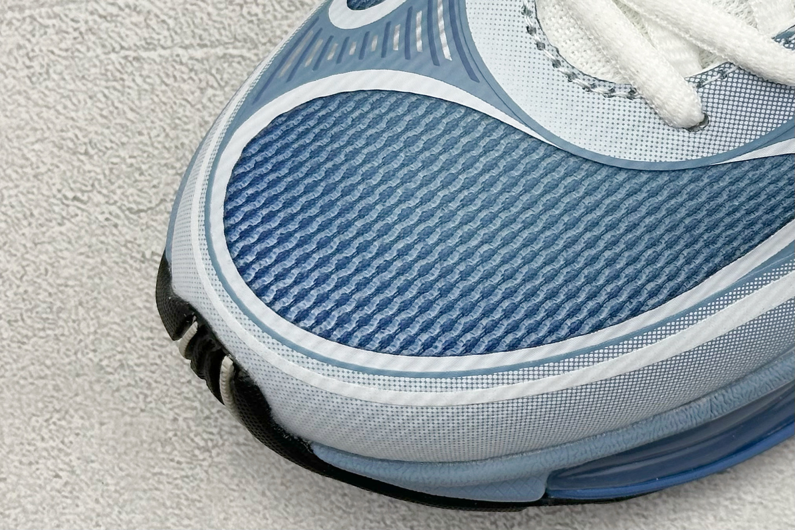 New Balance 新百伦 NB2000 网面休闲鞋
复古还要机能,NB官方重磅新品。一款融合