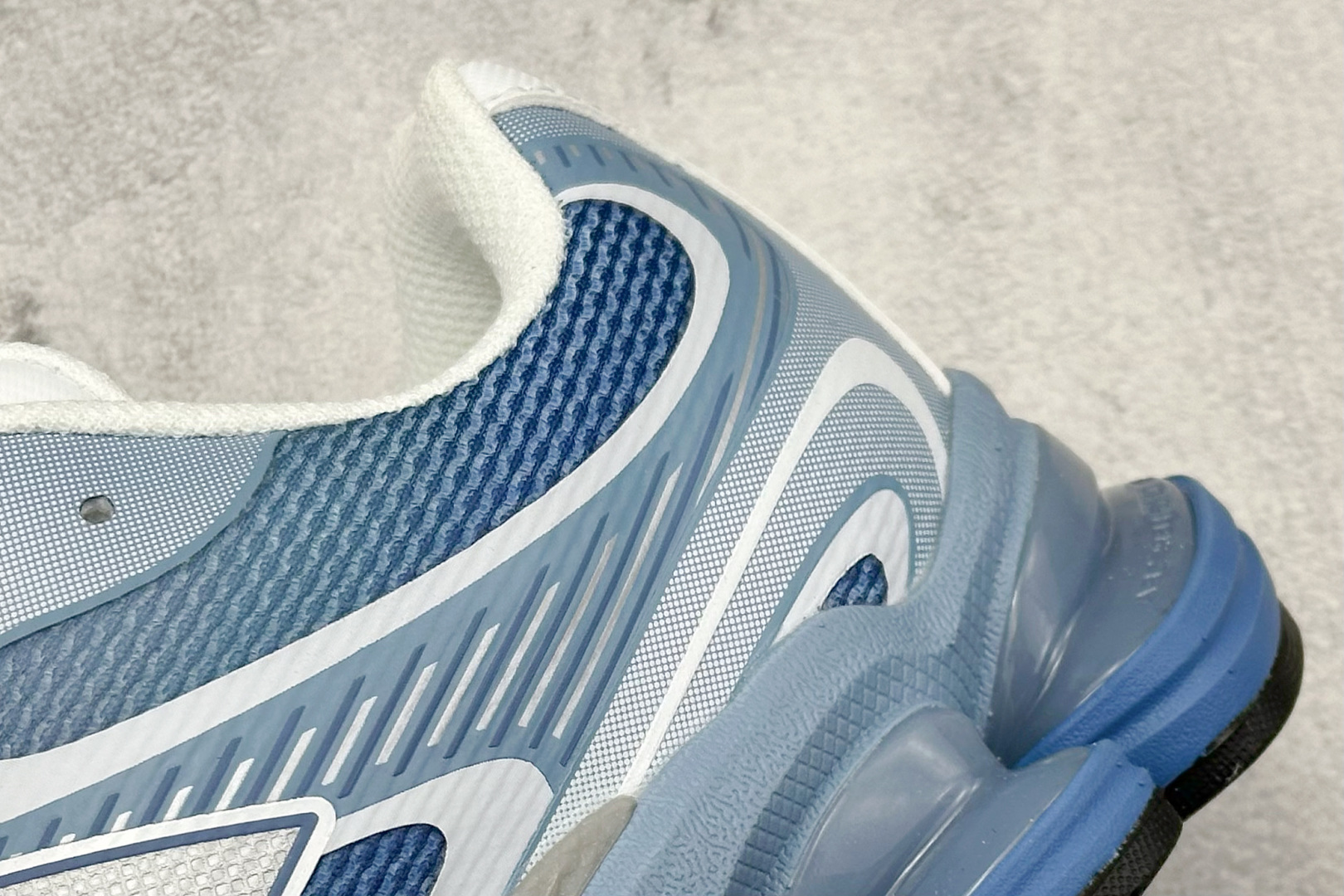 New Balance 新百伦 NB2000 网面休闲鞋
复古还要机能,NB官方重磅新品。一款融合