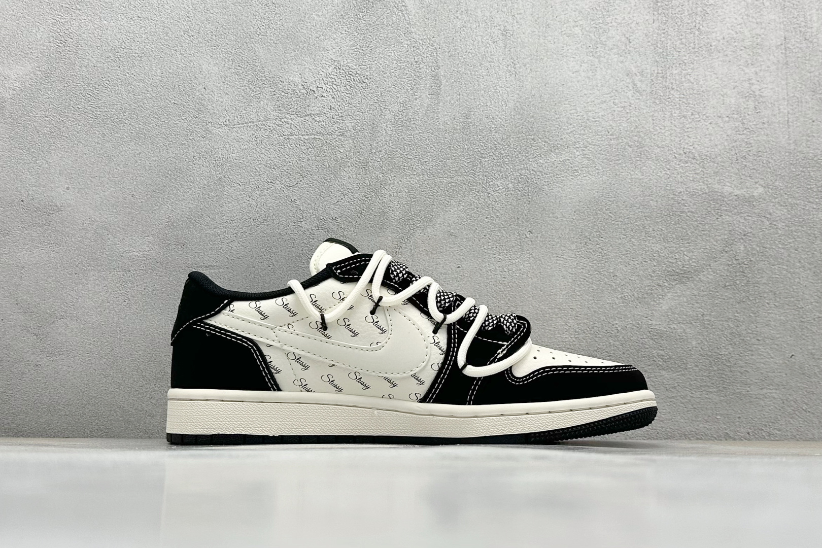 Fragment x TS x Air Jordan 1 Low x 斯图西 绑带 三方联名倒钩低帮 SJ0086-131
