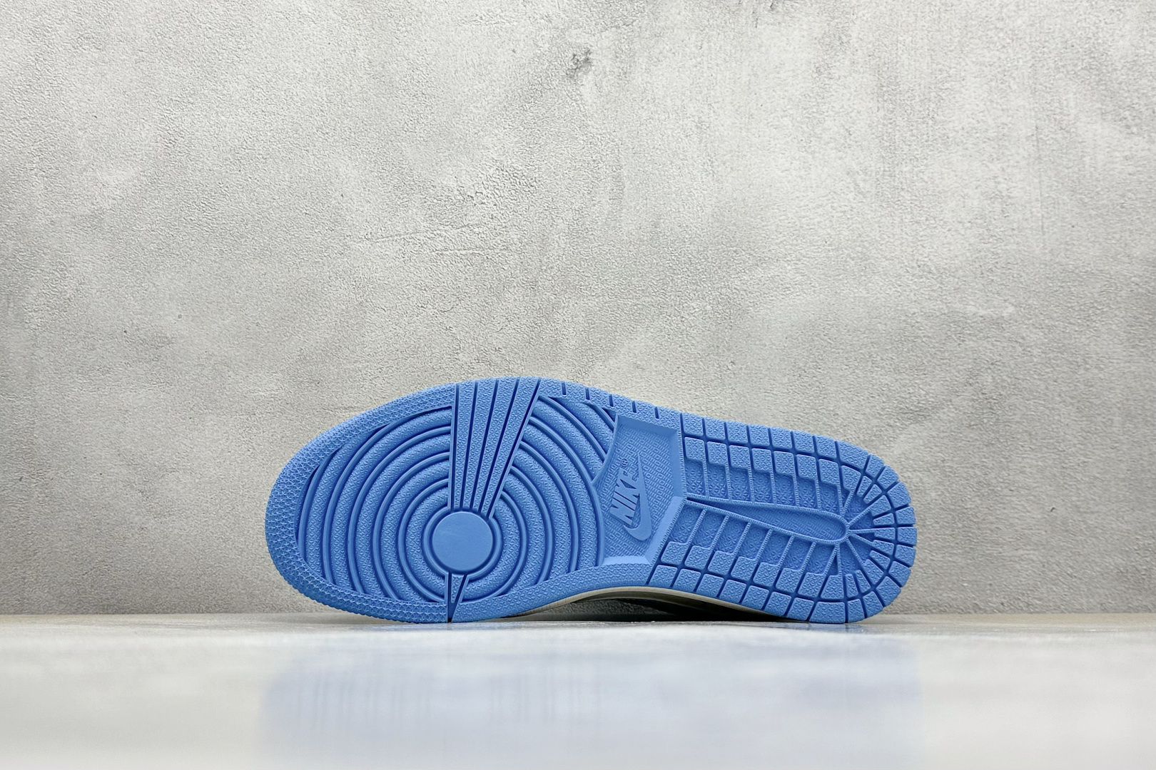 Travis Scott x Fragment Design x Air Jordan 1 Low OG SP AJ1 迪奥联名 天蓝米白 低帮文化休闲板鞋 LD2025-028